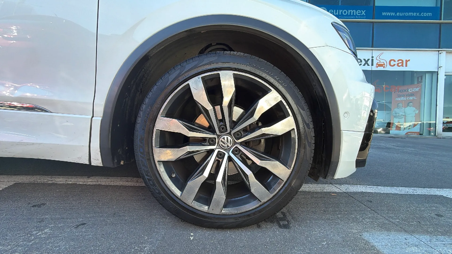 Volkswagen Tiguan R-Line 1.5 TSI DSG - foto 42