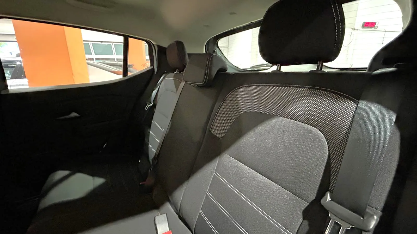 Dacia Sandero Essential TCe - foto 6