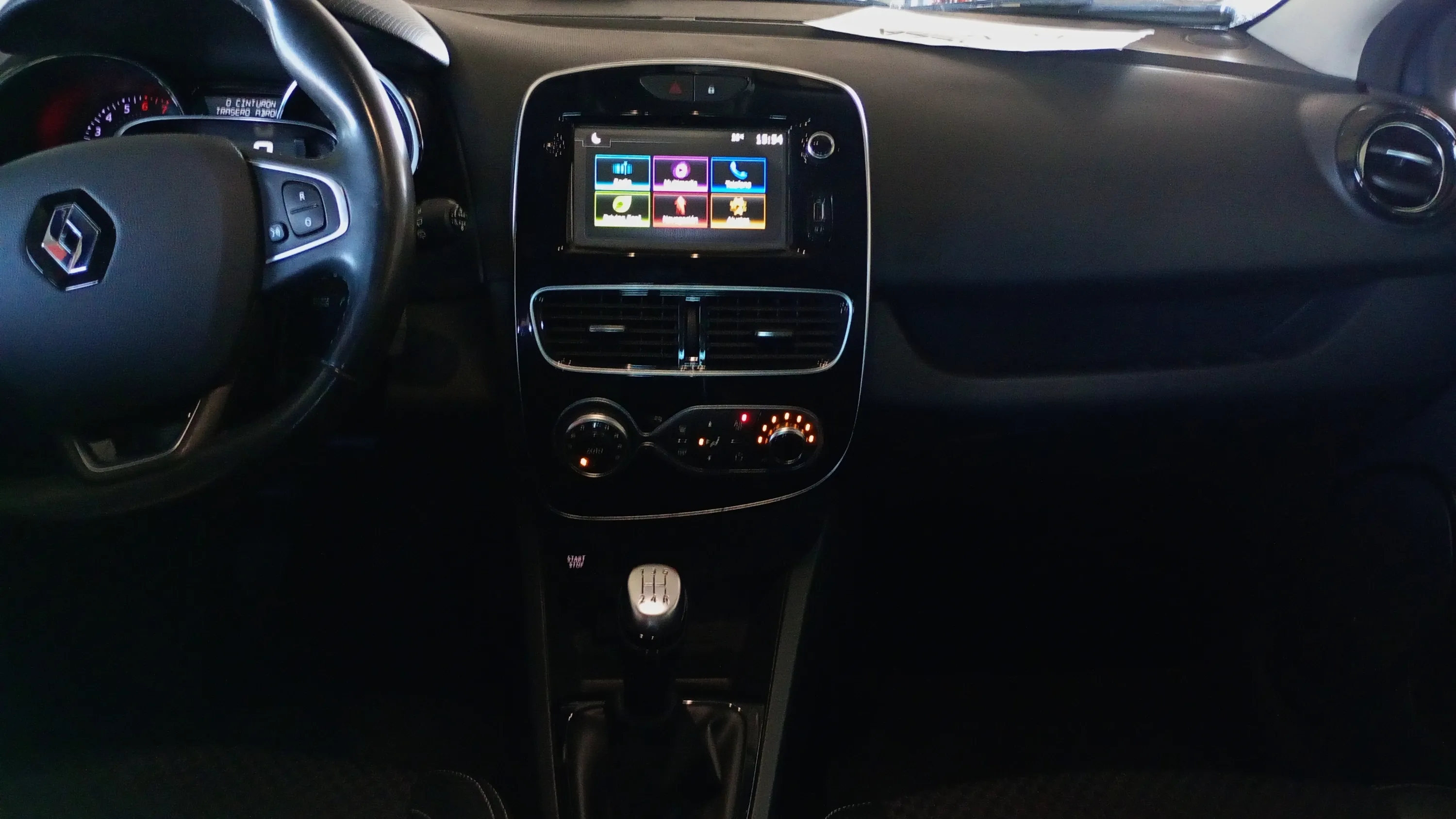 Renault Clio Zen TCe - foto 10