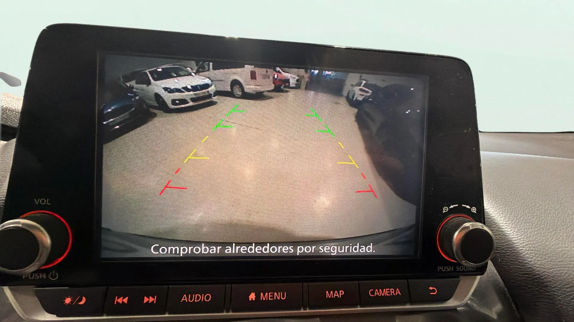 Nissan Juke DIG-T DCT N-Connecta - foto 13
