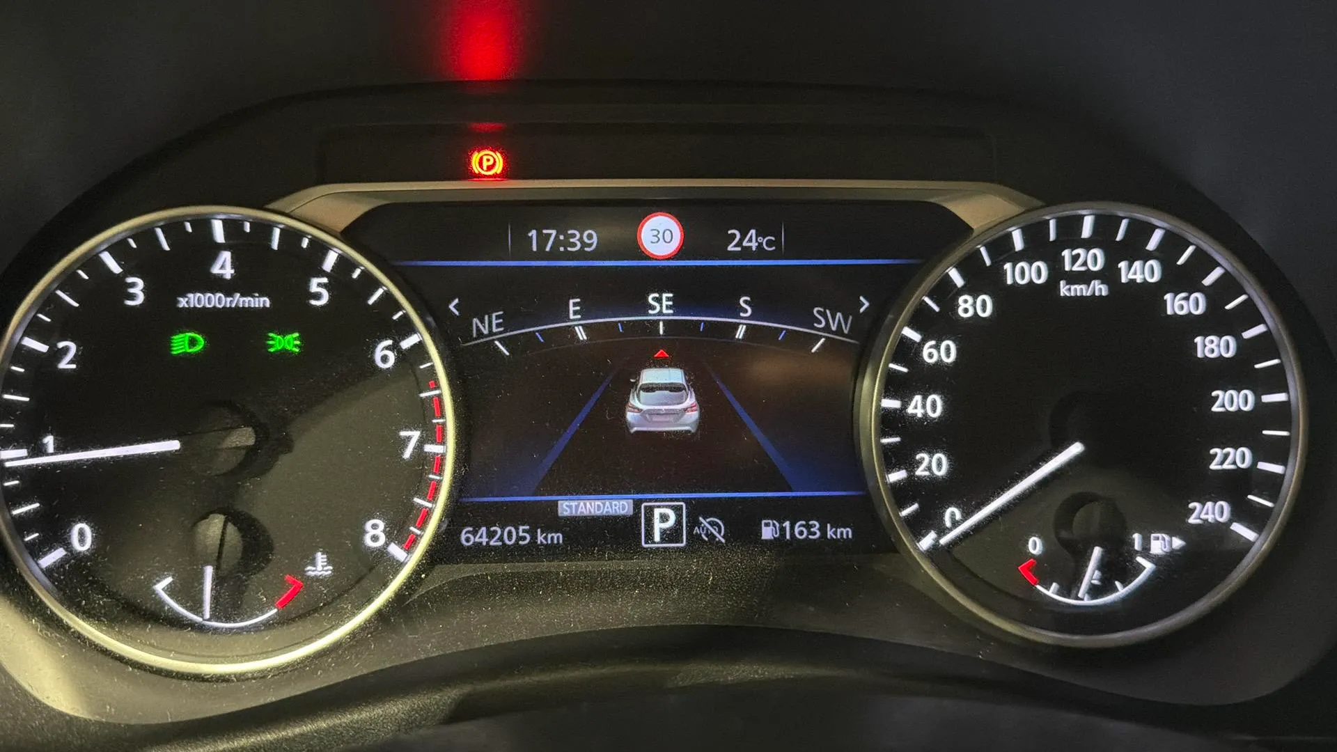 Nissan Juke DIG-T DCT N-Connecta - foto 11