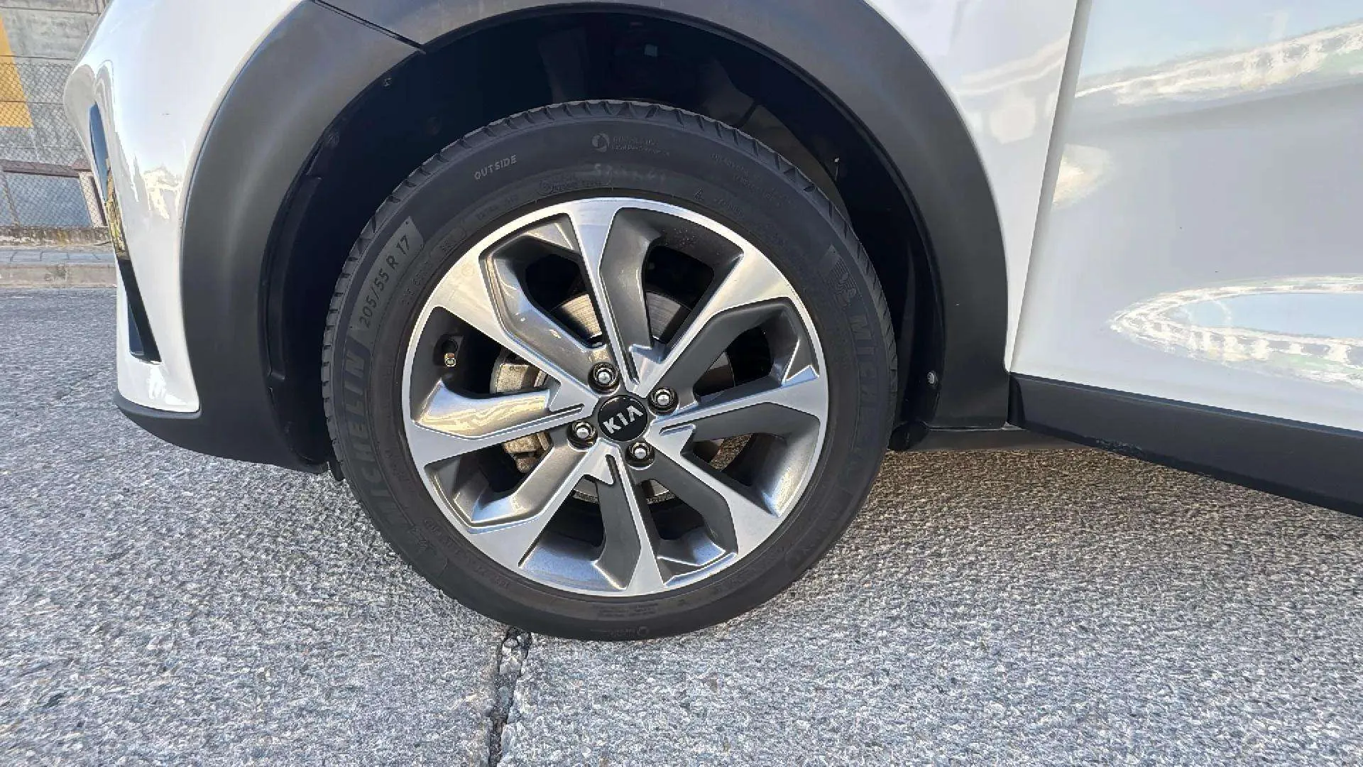 Kia Stonic 1.0 T-GDi Drive - foto 20