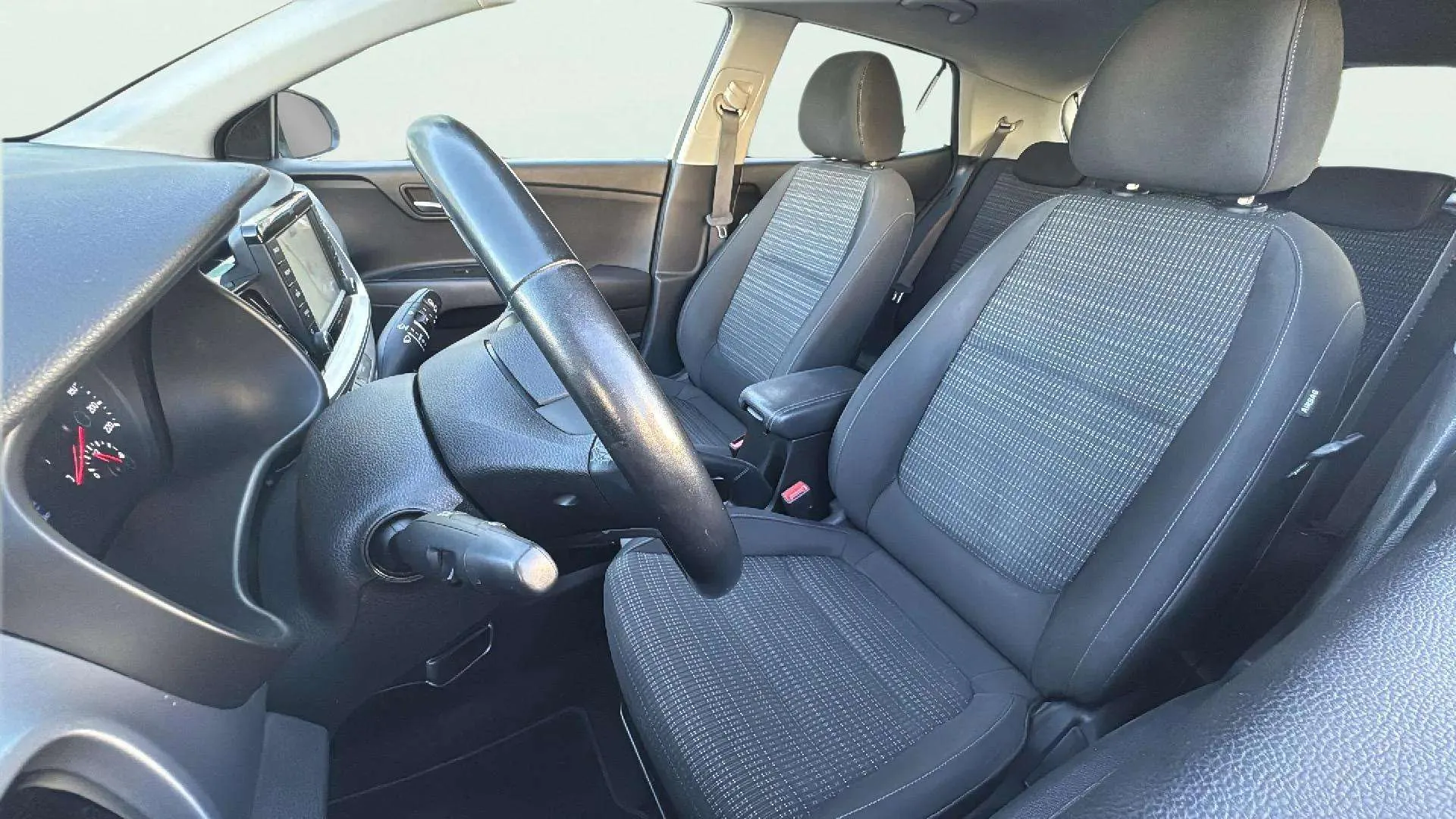 Kia Stonic 1.0 T-GDi Drive - foto 8