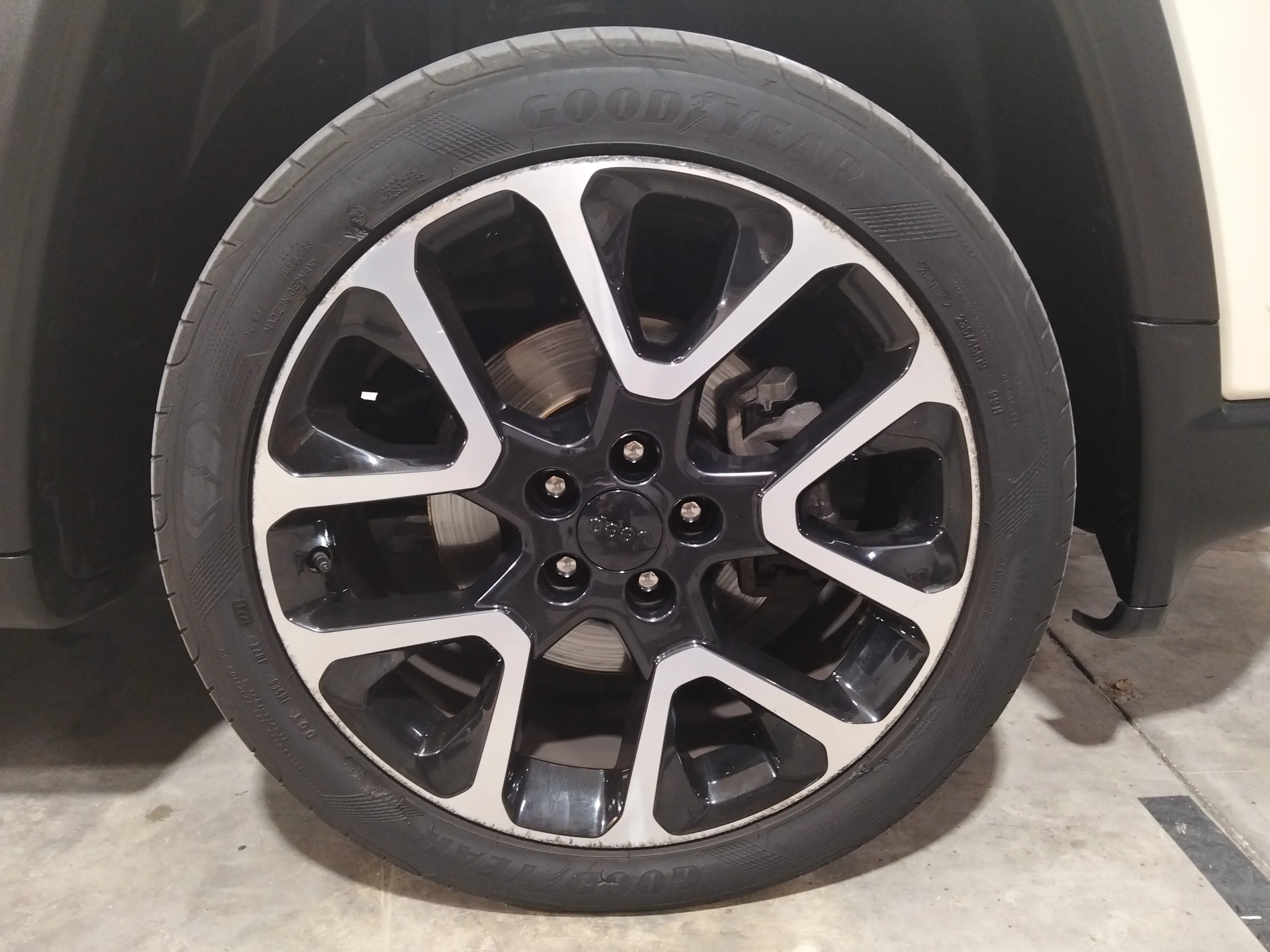 Jeep Compass 1.3 Gse S Ddct 4x2 - foto 17