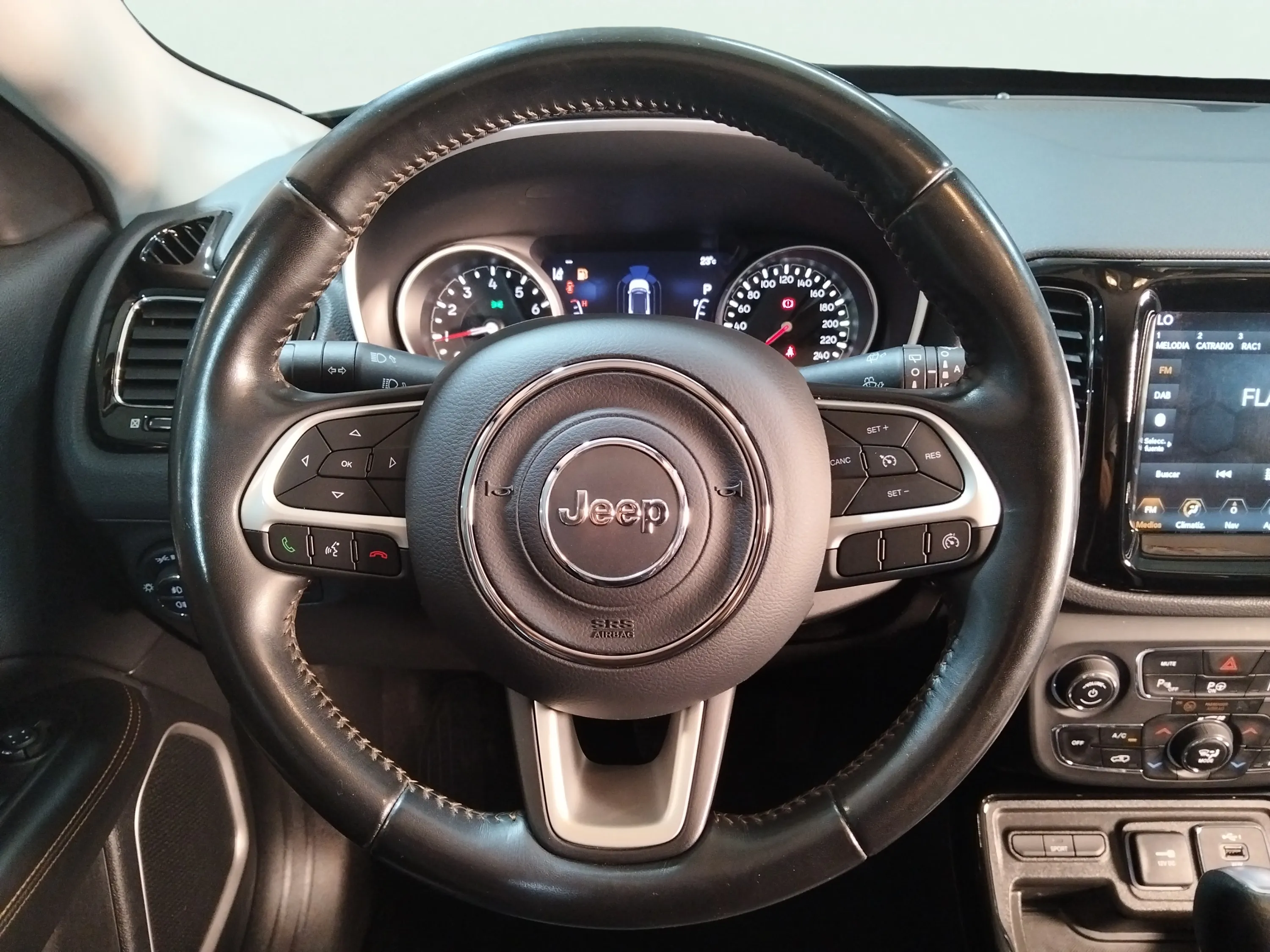 Jeep Compass 1.3 Gse S Ddct 4x2 - foto 11