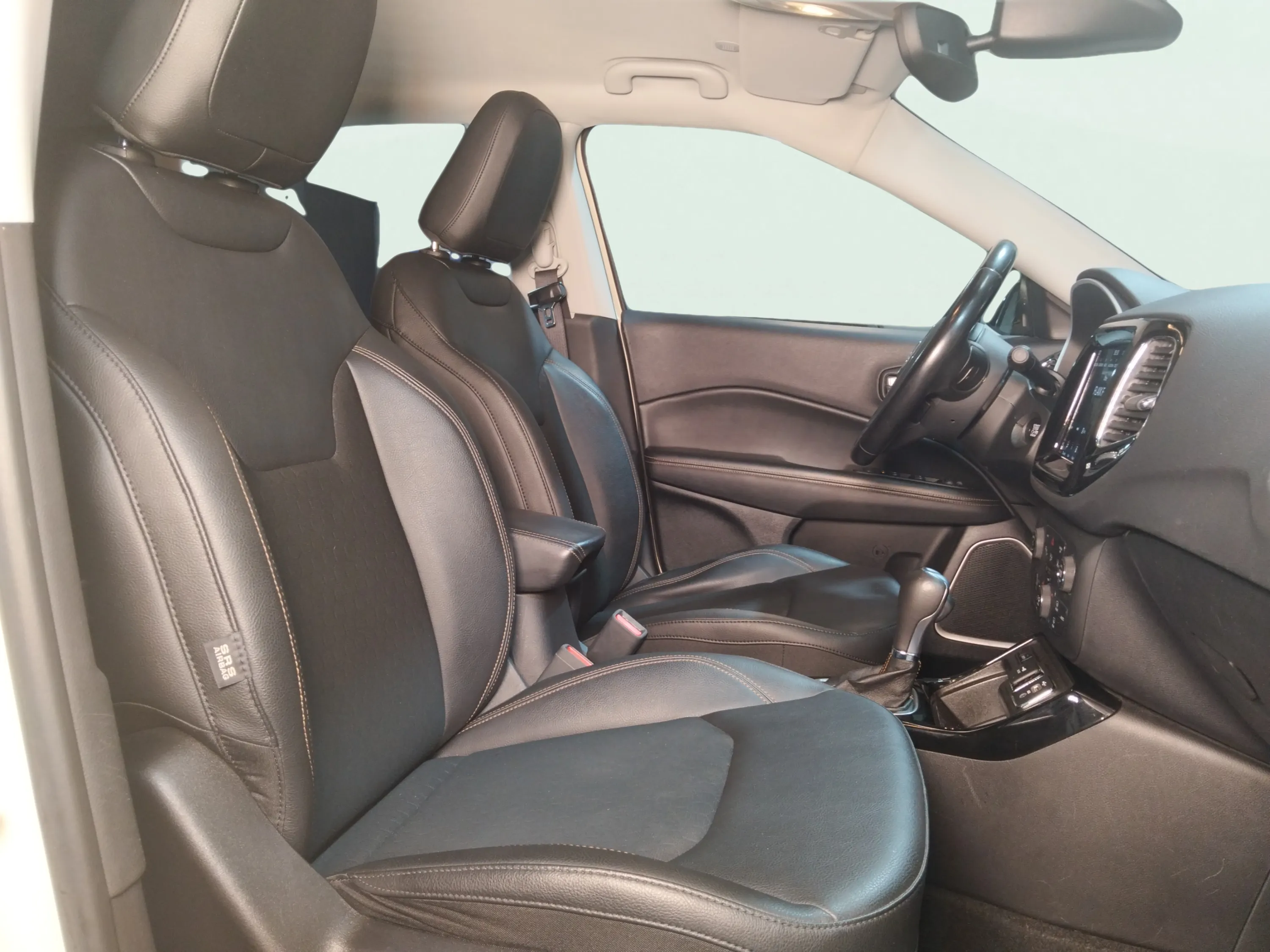 Jeep Compass 1.3 Gse S Ddct 4x2 - foto 13
