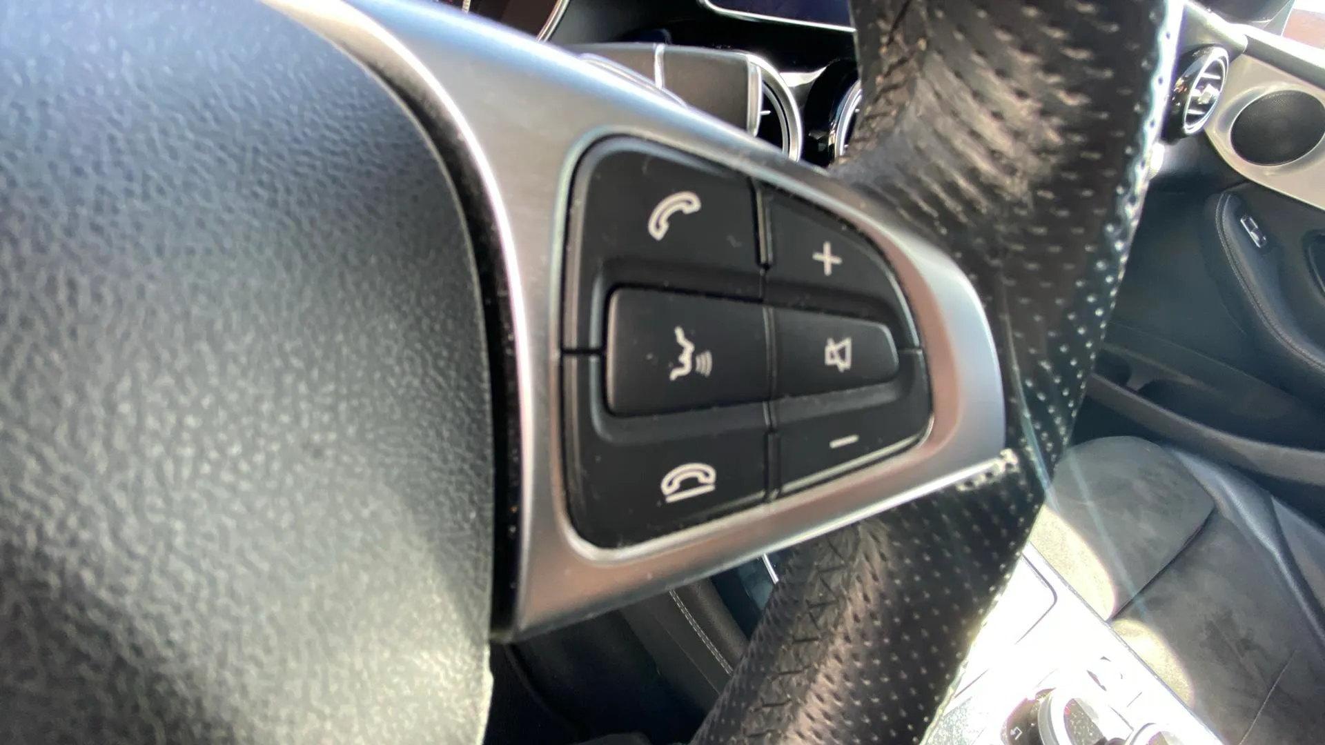 Mercedes-Benz GLC 220 d 4MATIC - foto 18