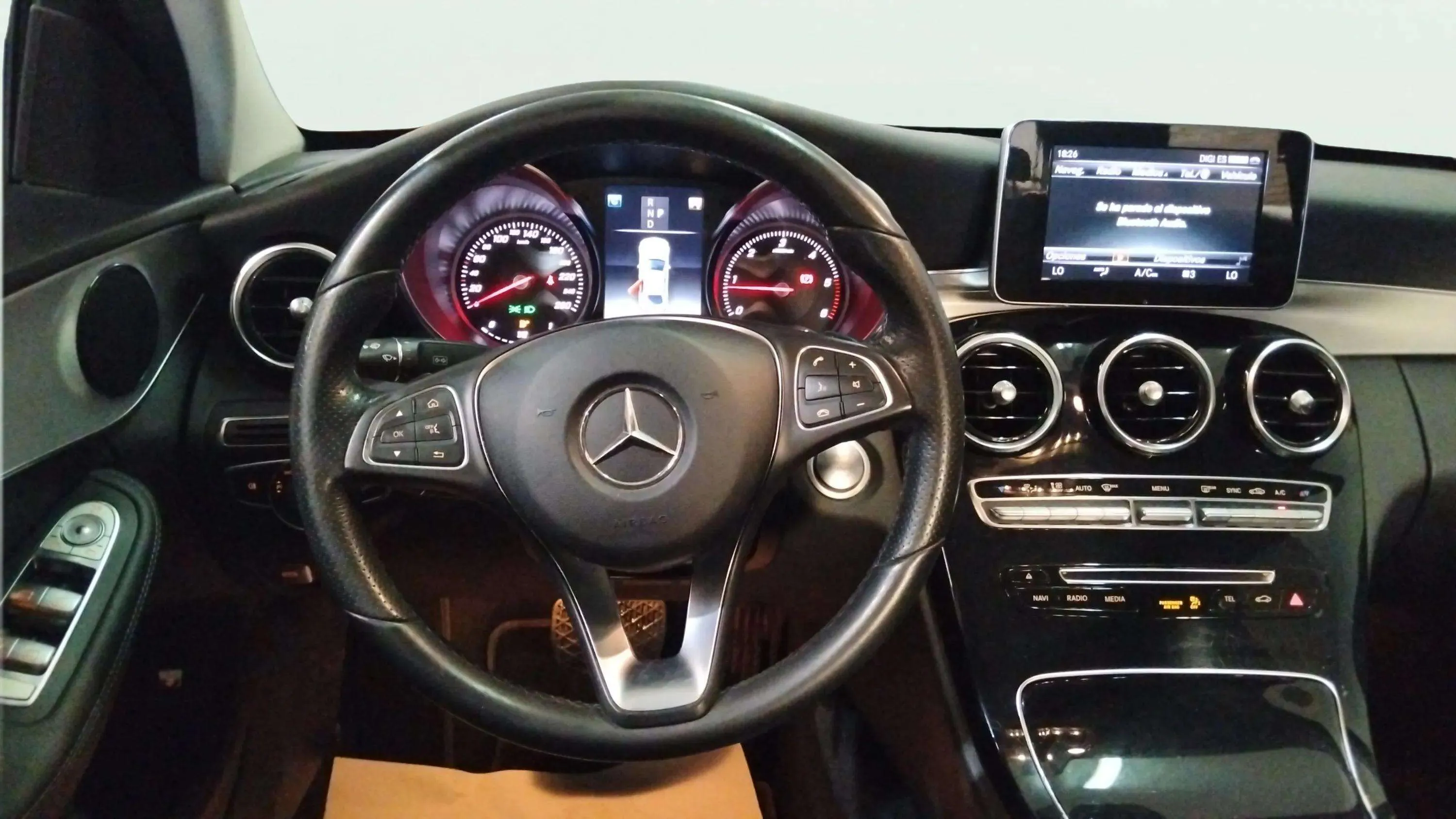 Mercedes-Benz Clase C C 220 d AMG Line - foto 11