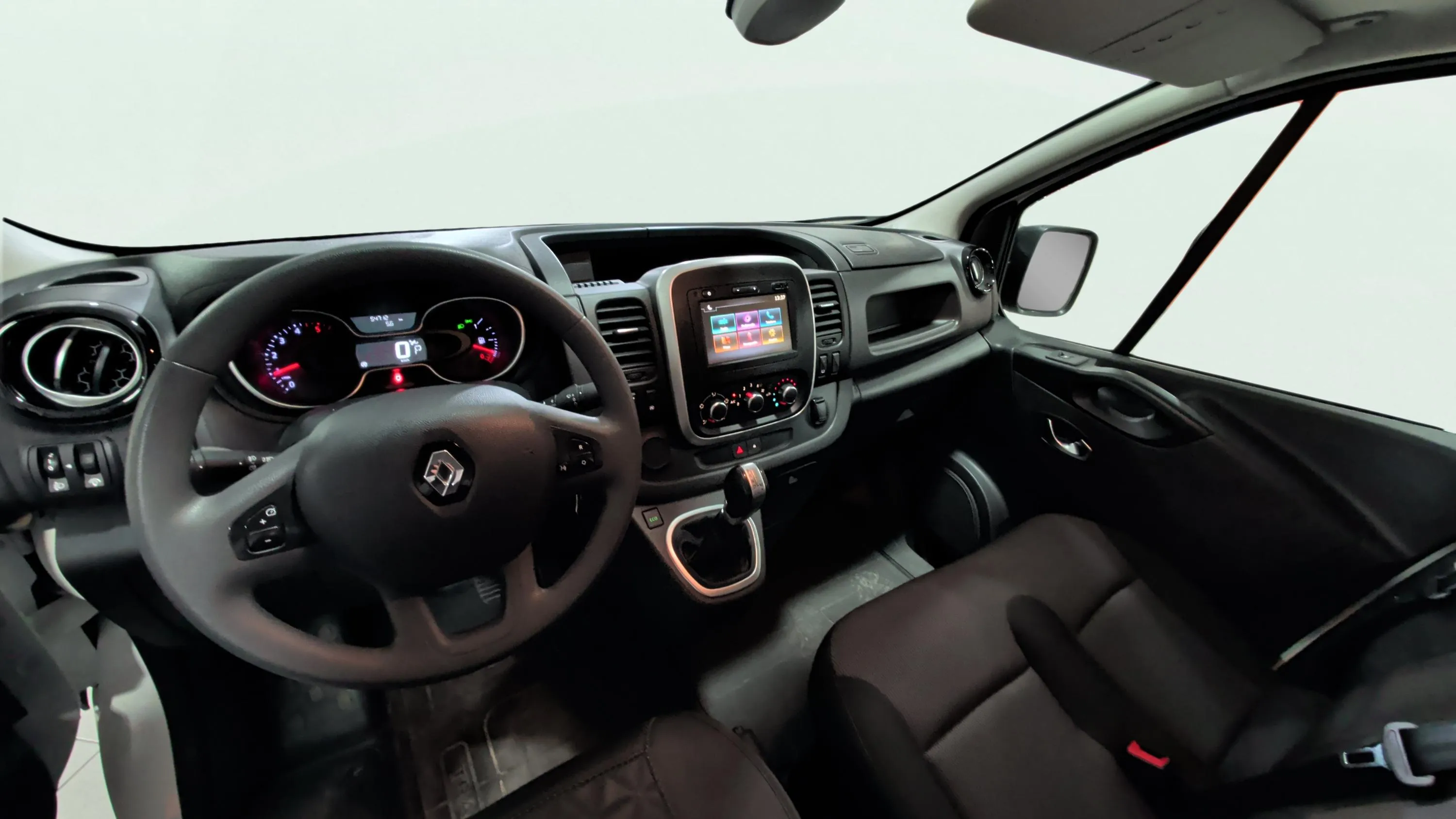 Renault Trafic Furgón L2H1 Blue dCi CUA - foto 9
