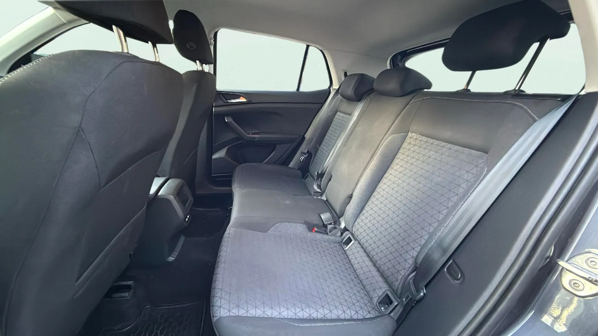 Volkswagen T-Cross Advance 1.0 TSI DSG - foto 21