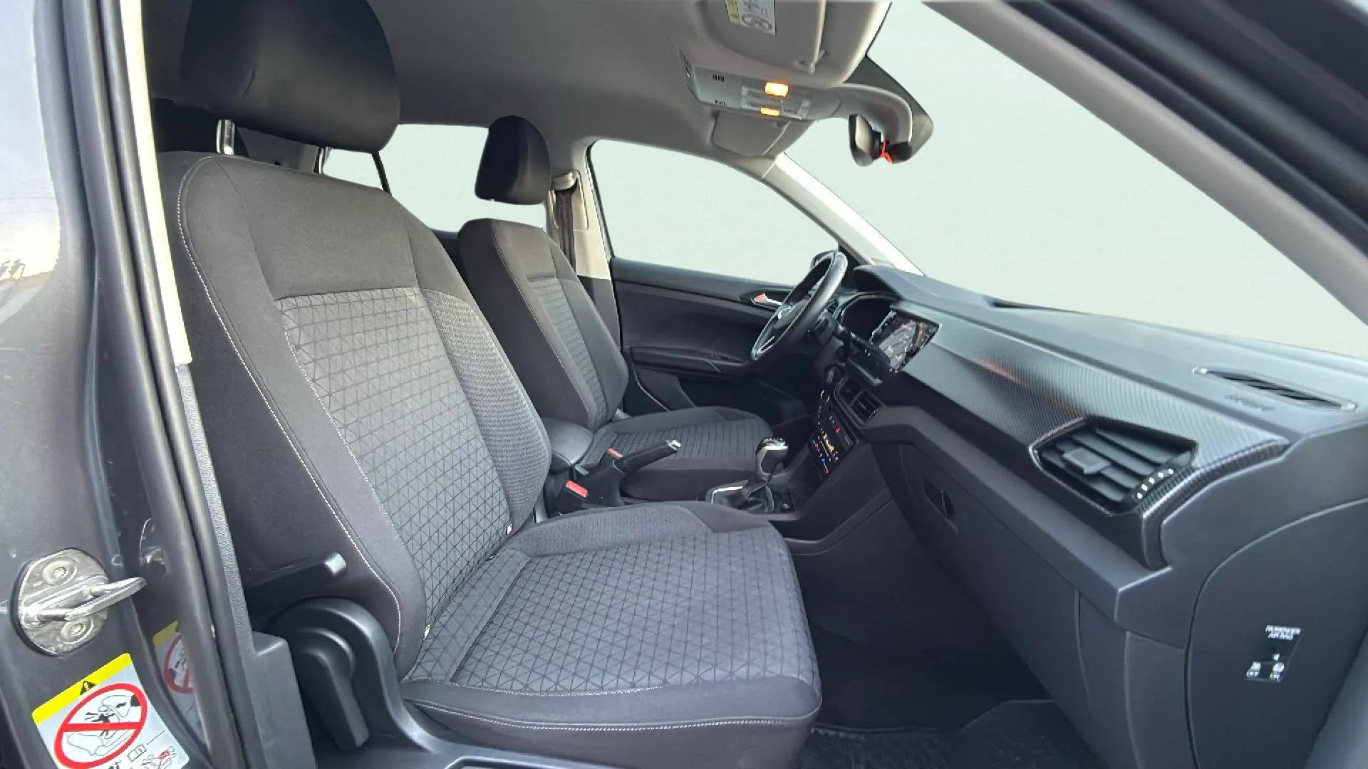 Volkswagen T-Cross Advance 1.0 TSI DSG - foto 17