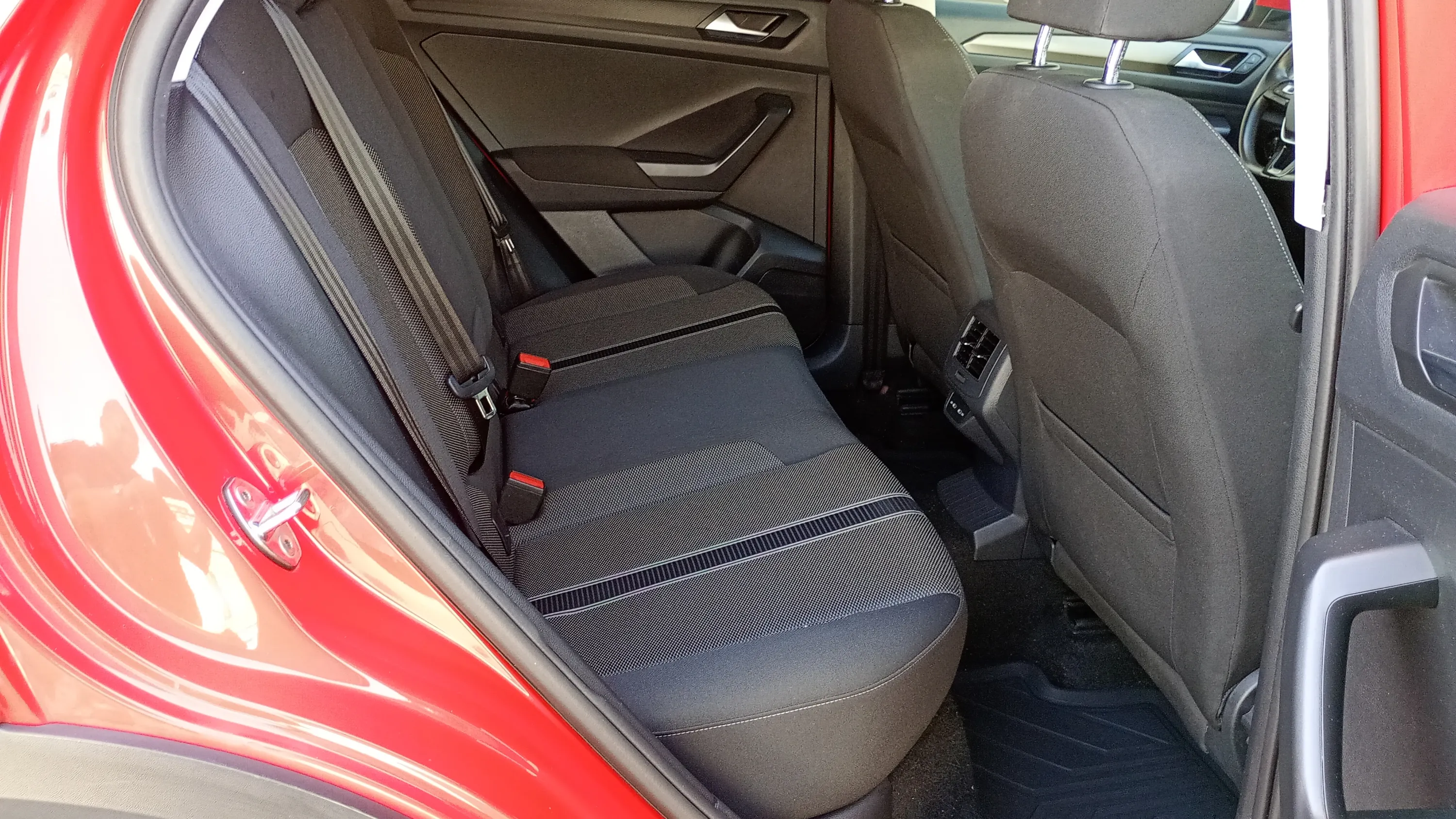 Volkswagen T-Roc Advance 1.0 TSI - foto 11