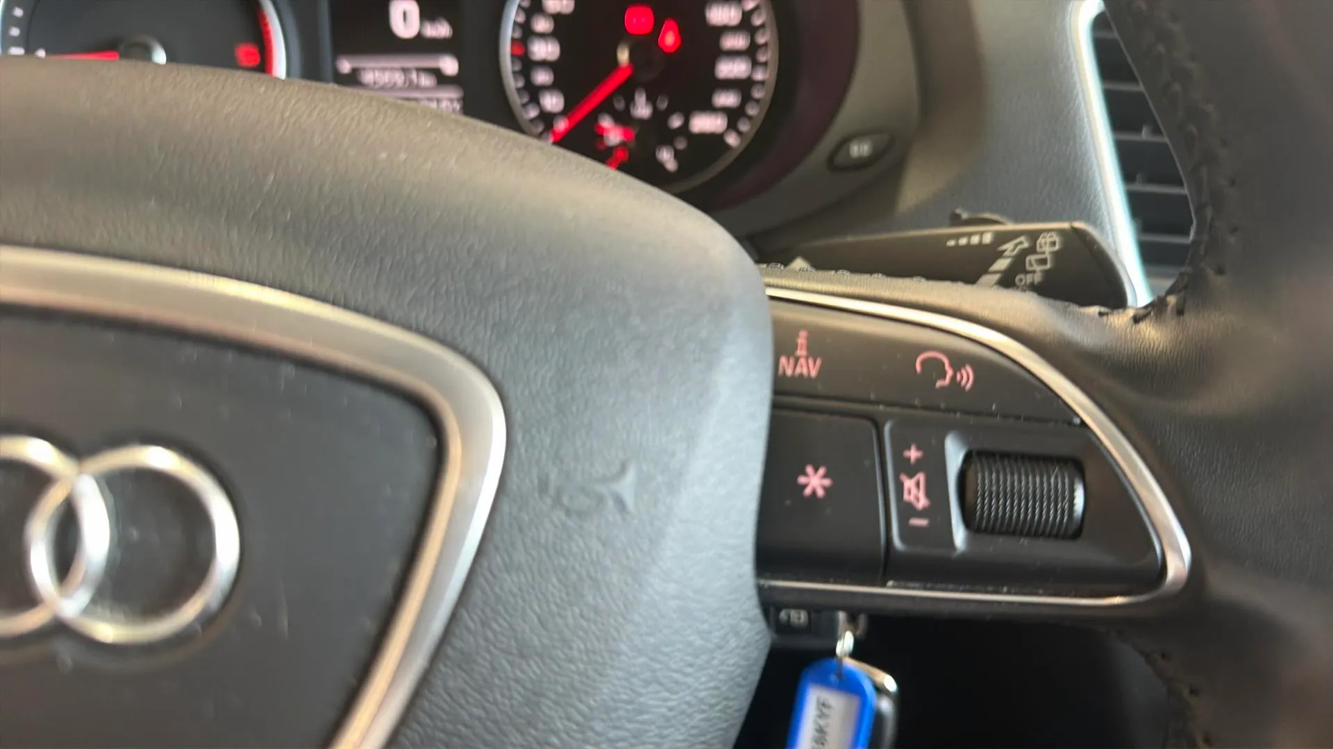 Audi Q3 2.0 TDI - foto 20
