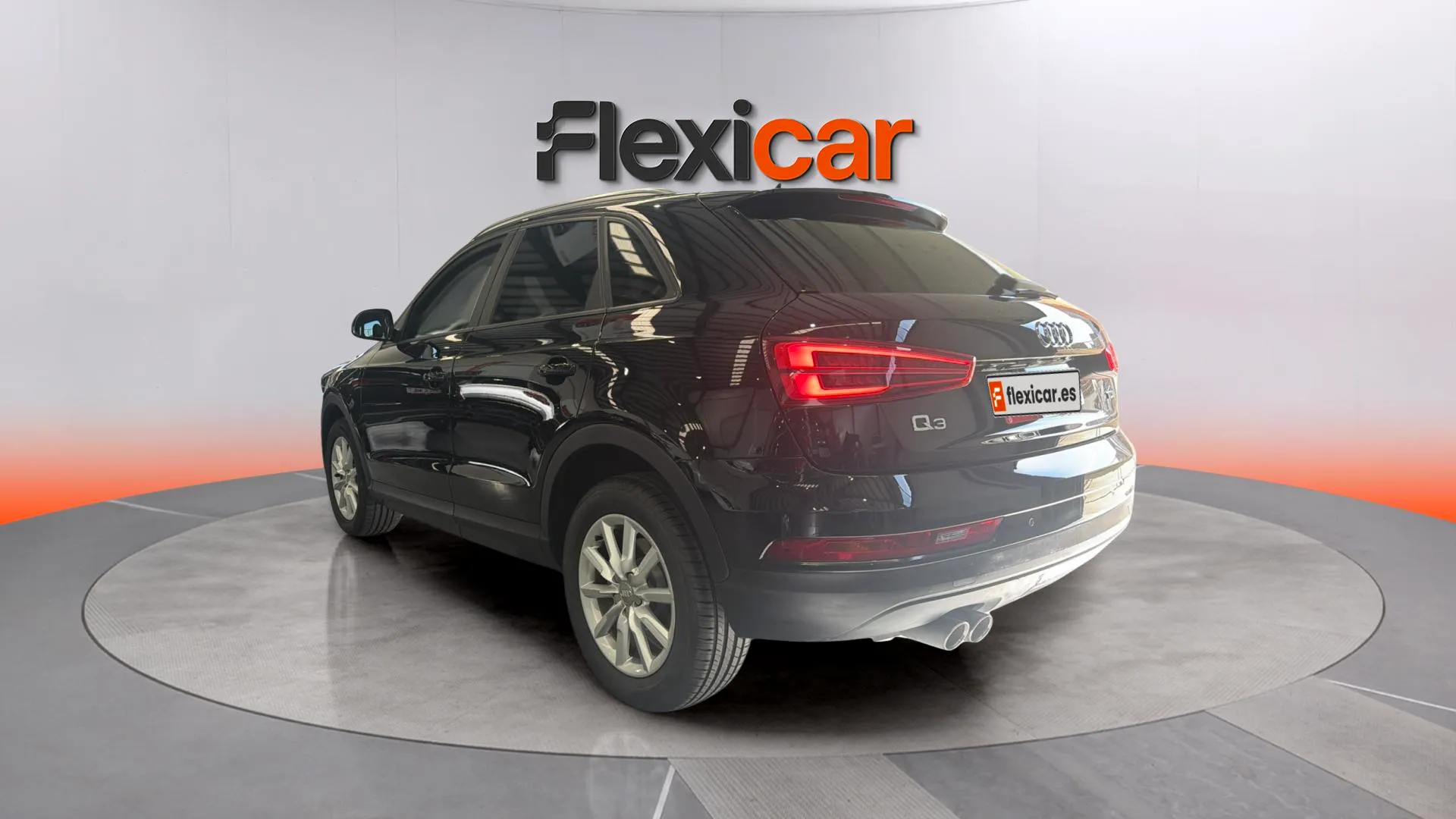 Audi Q3 2.0 TDI - foto 4