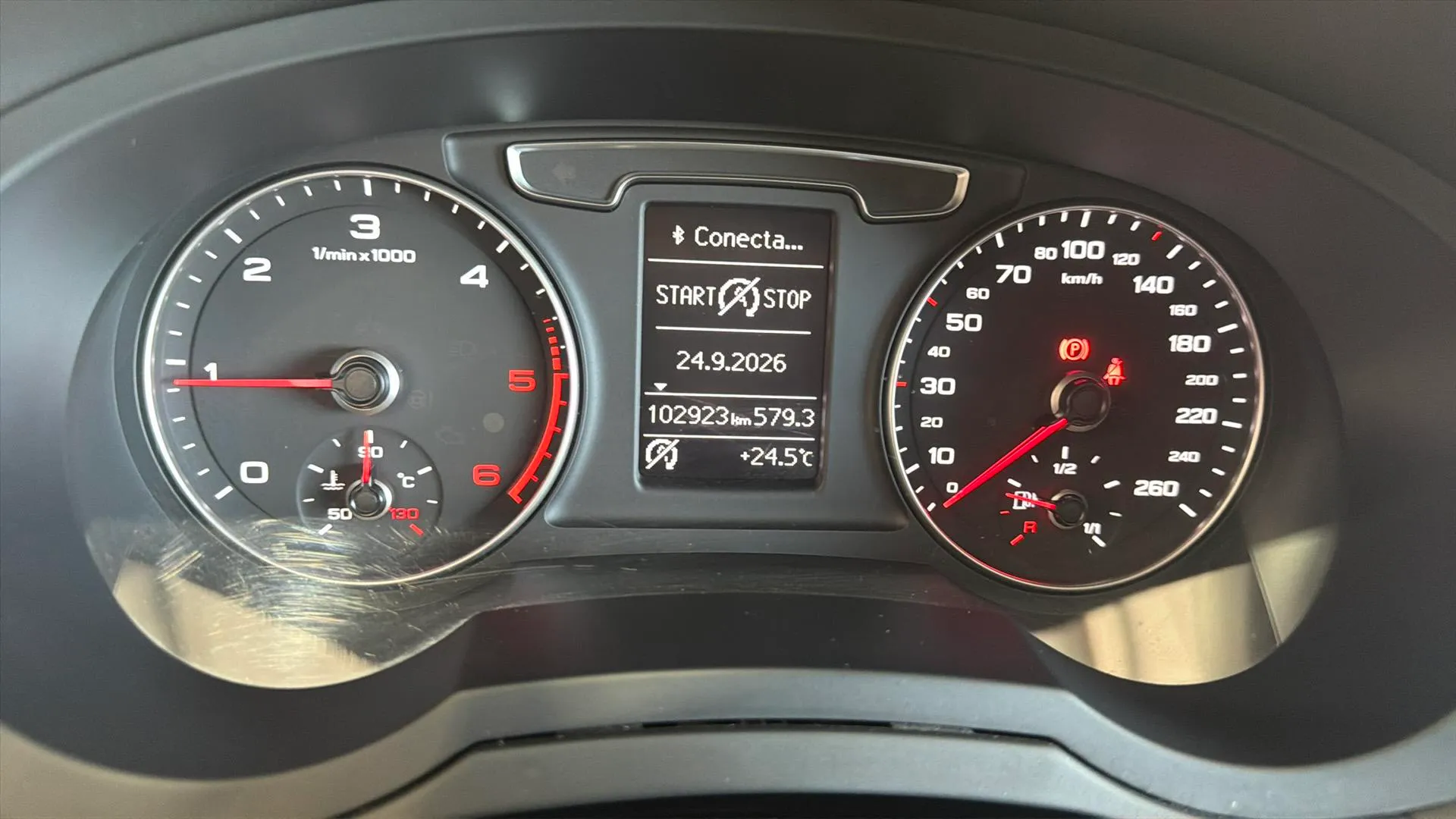 Audi Q3 2.0 TDI - foto 11