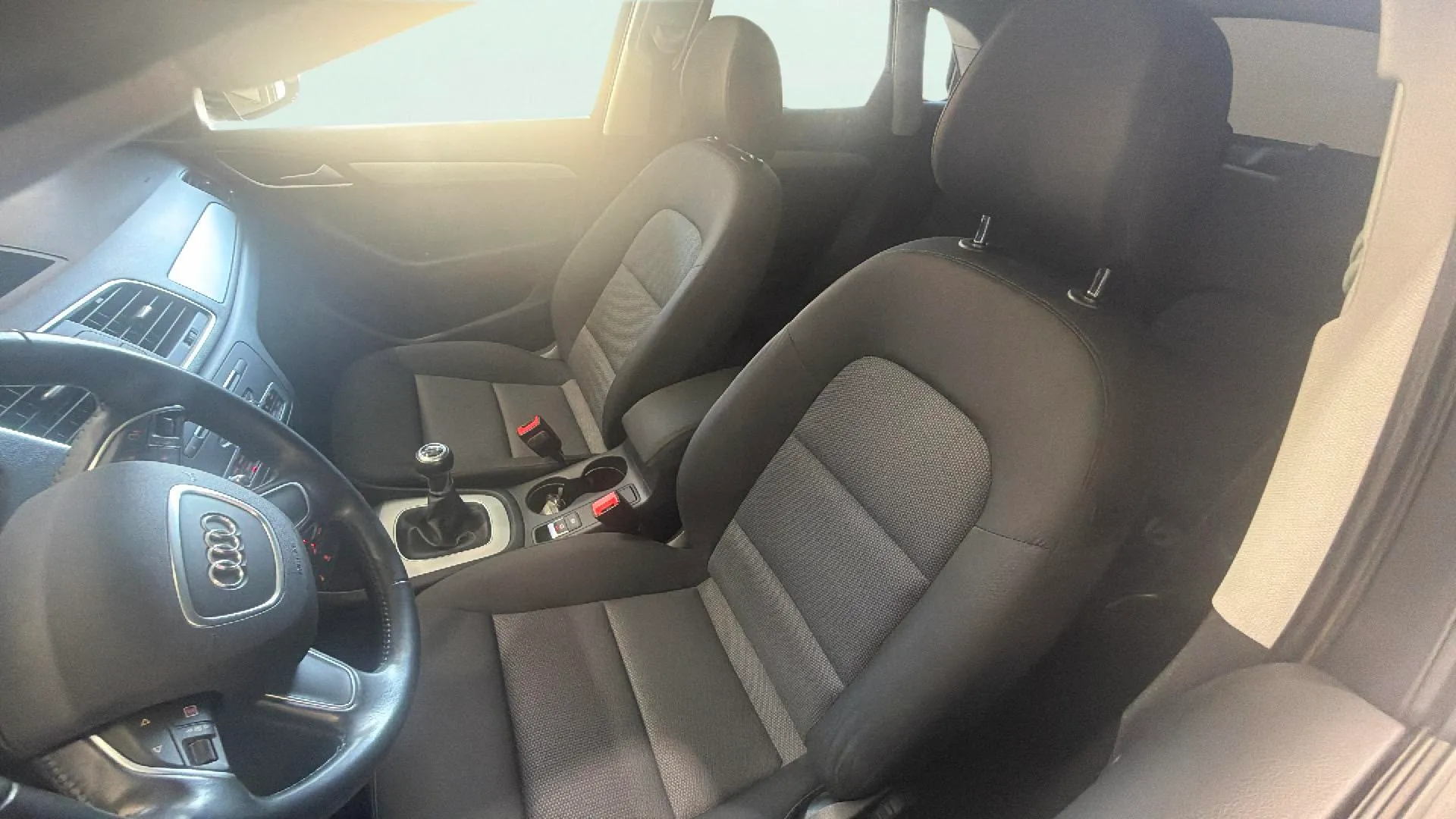 Audi Q3 2.0 TDI - foto 10