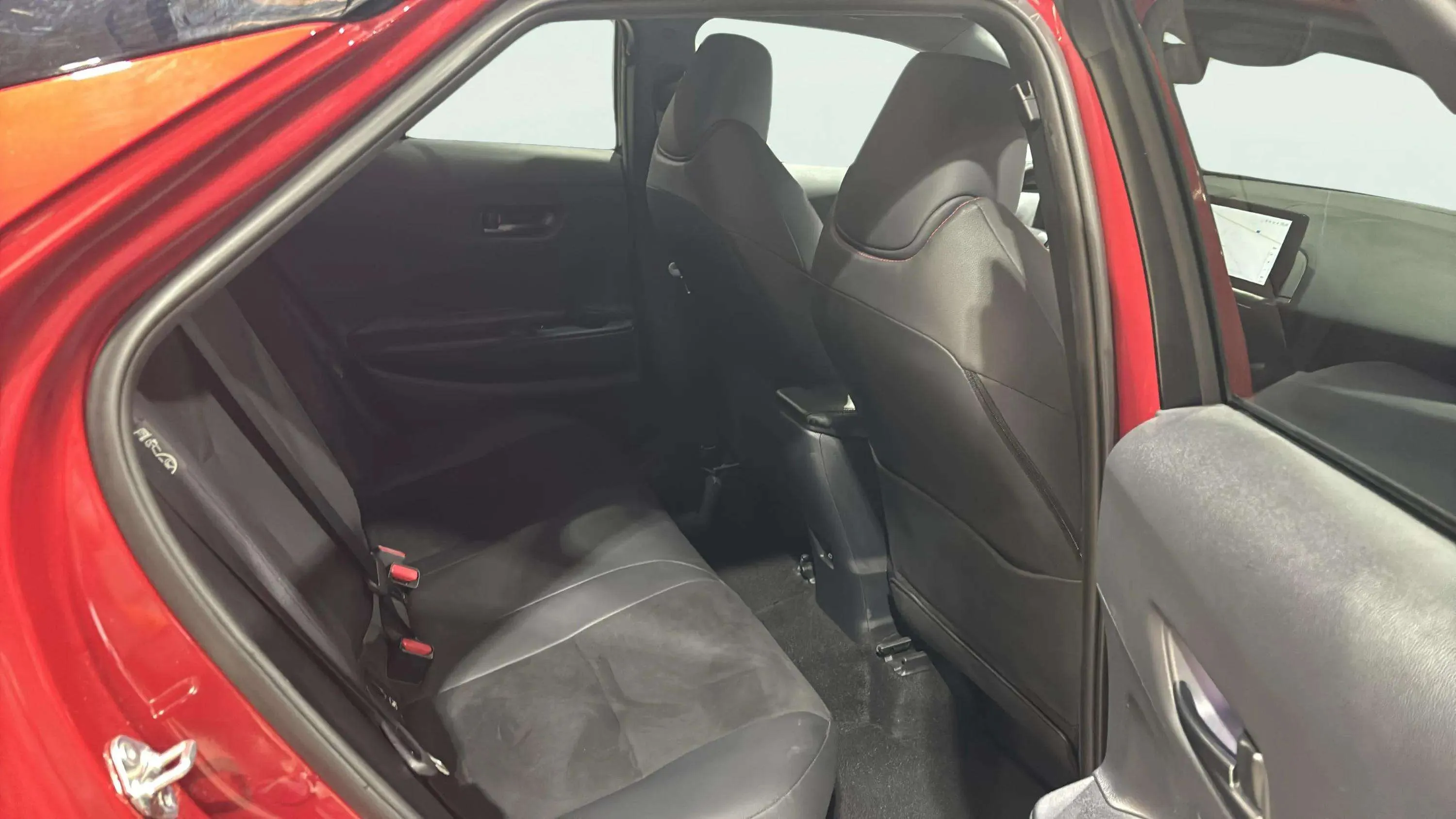 Toyota C-HR 2.0 200H GR Sport AWD-i - foto 21
