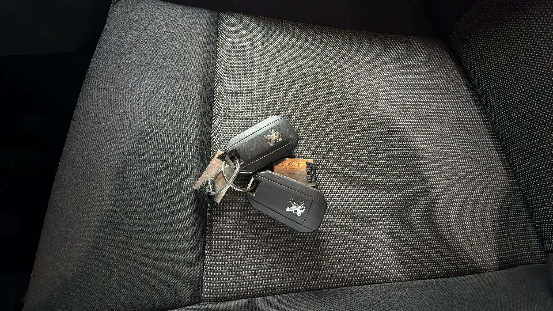 Peugeot Expert 1.5 - foto 16