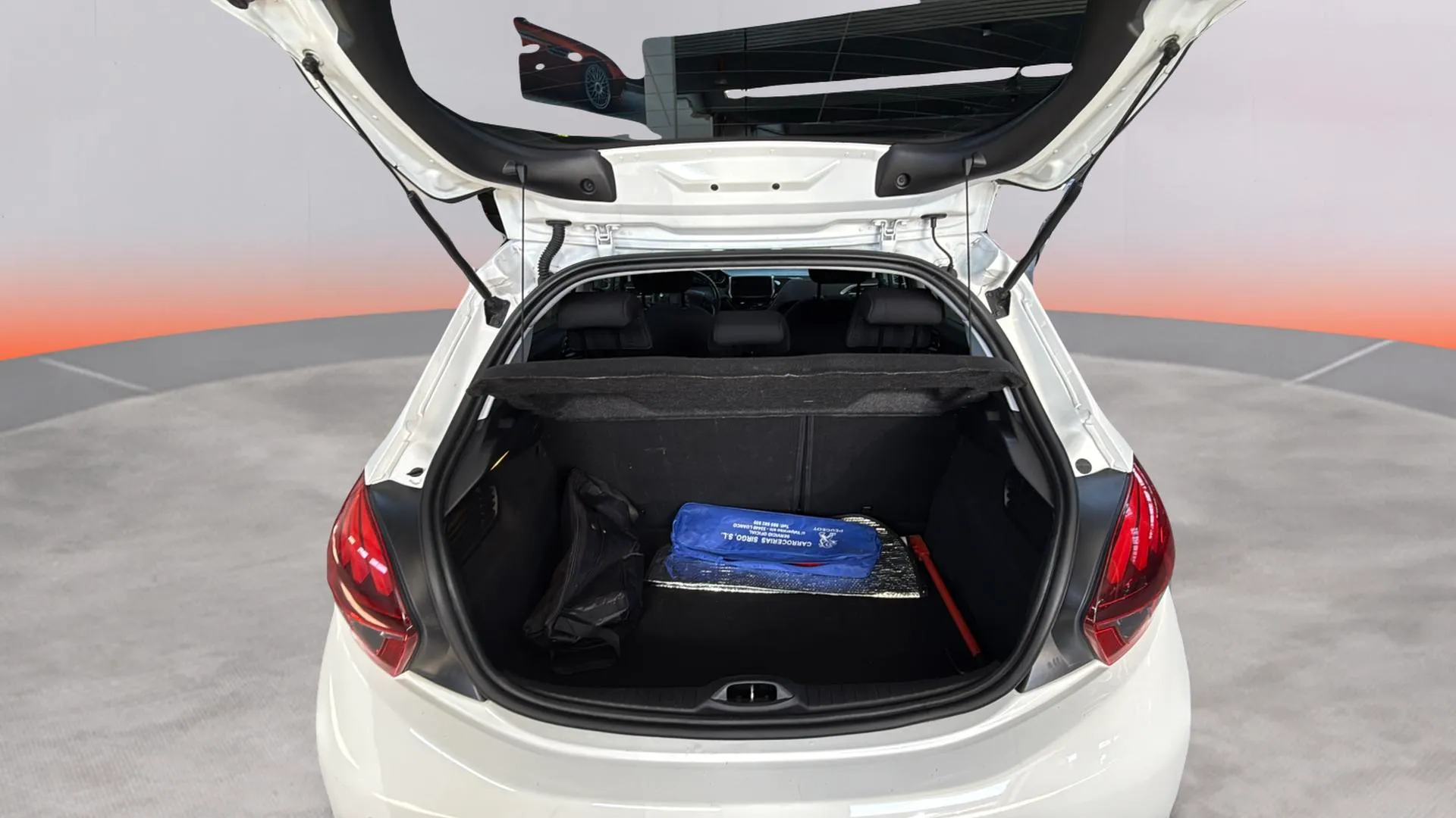 Peugeot 208 Style 1.6 BlueHDi - foto 9