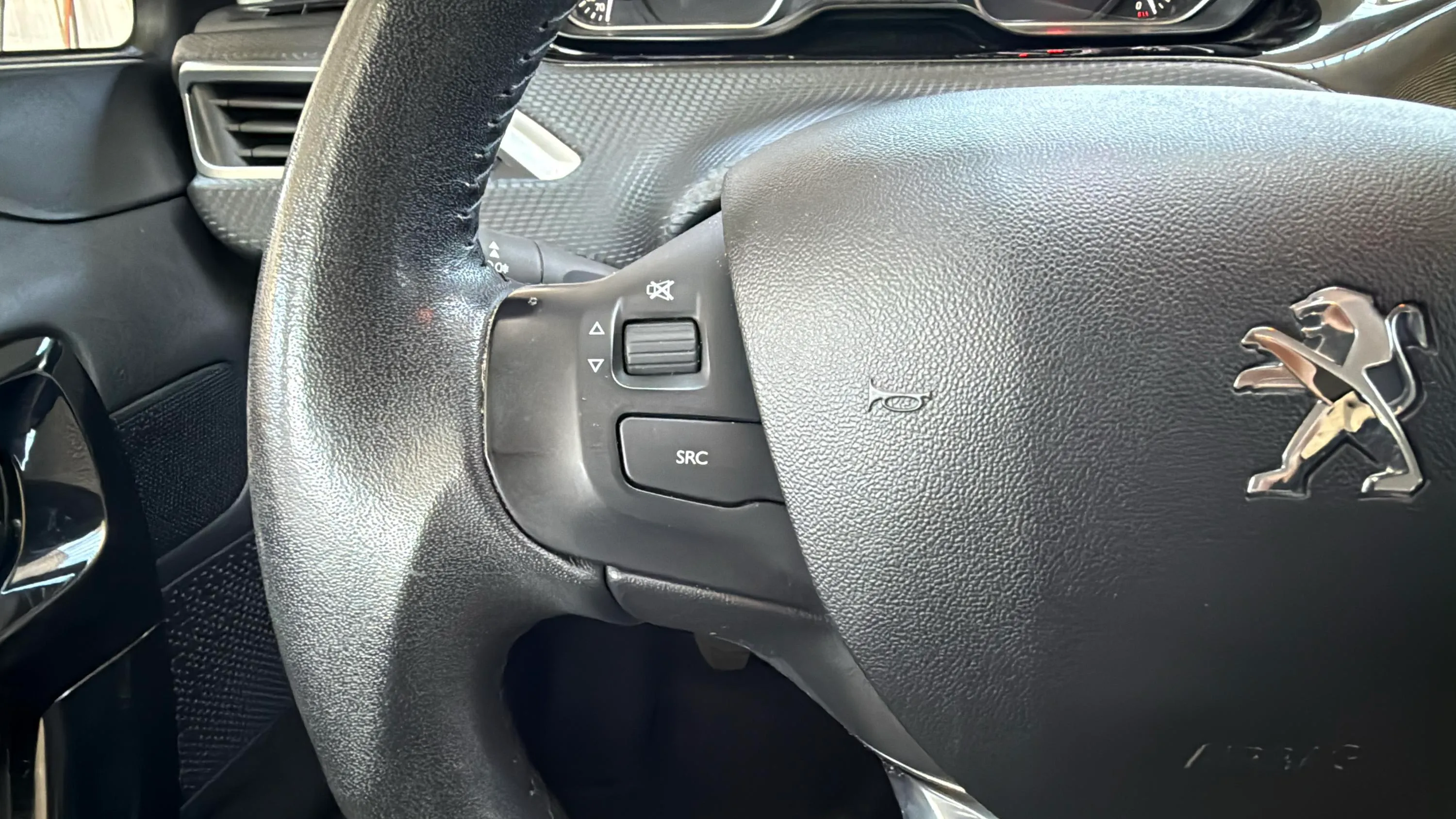 Peugeot 208 Style 1.6 BlueHDi - foto 16