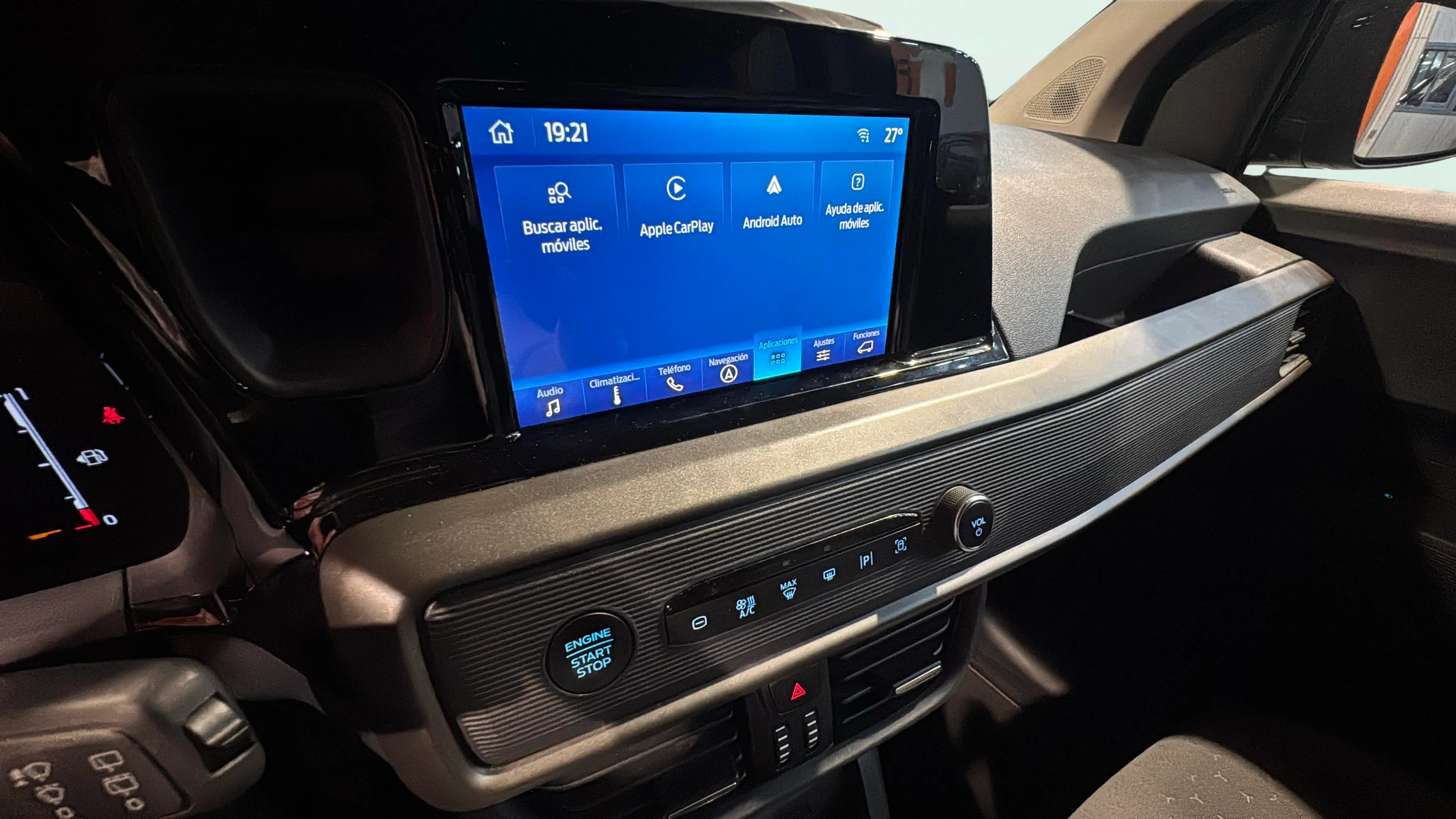 Ford Tourneo Courier 1.0 EcoBoost Active - foto 18
