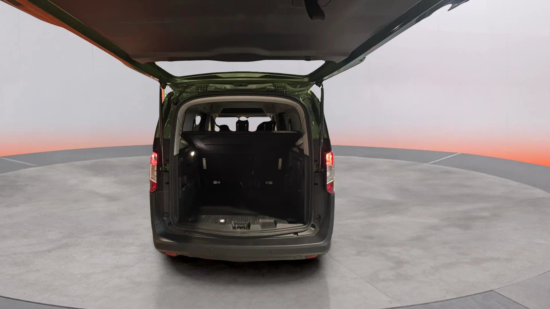 Ford Tourneo Courier 1.0 EcoBoost Active - foto 9
