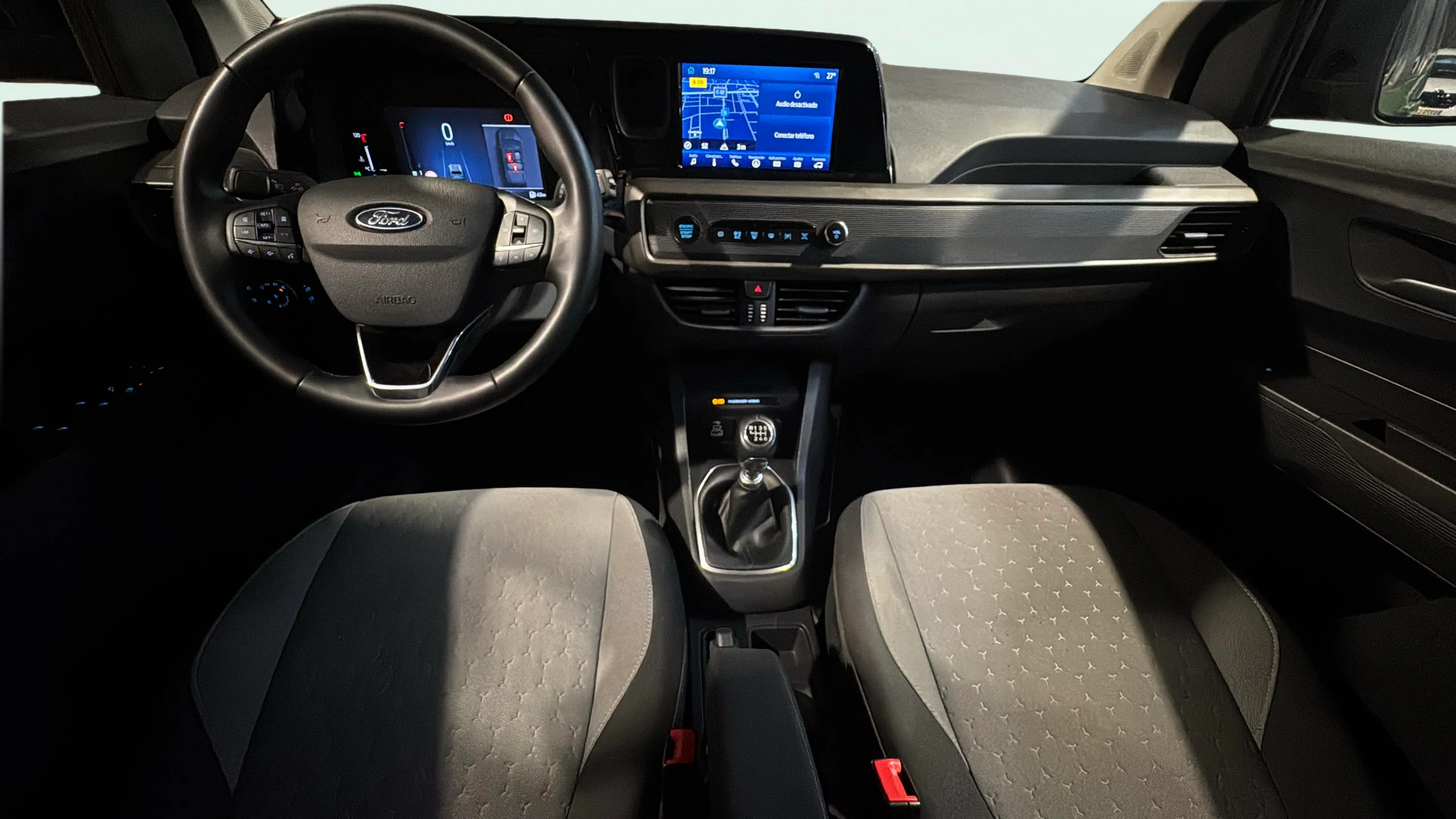Ford Tourneo Courier 1.0 EcoBoost Active - foto 12