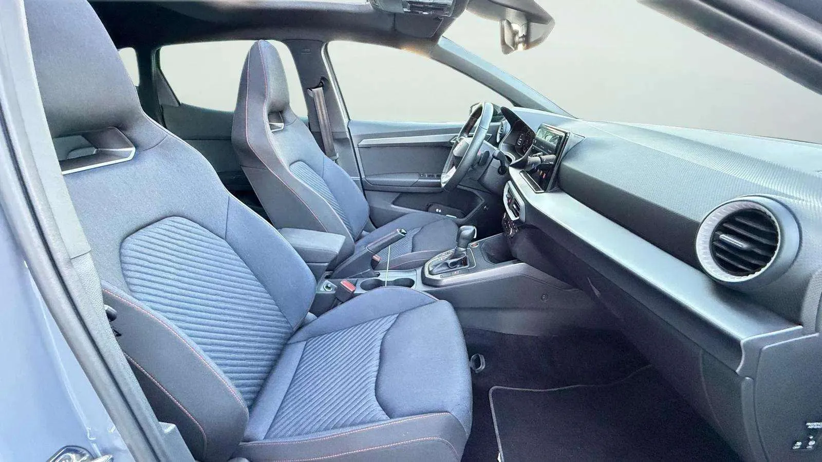 SEAT Ibiza 1.5 TSI DSG FR 40 Aniversario - foto 14