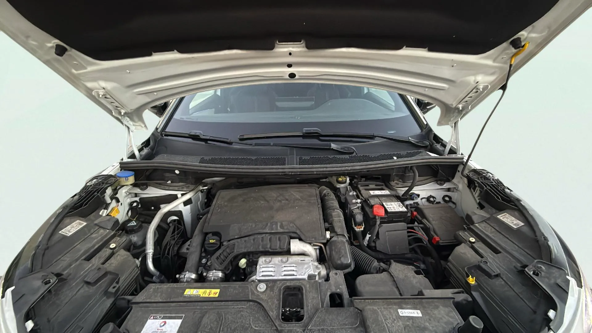 Peugeot 3008 1.2 PureTech GT EAT8 - foto 23