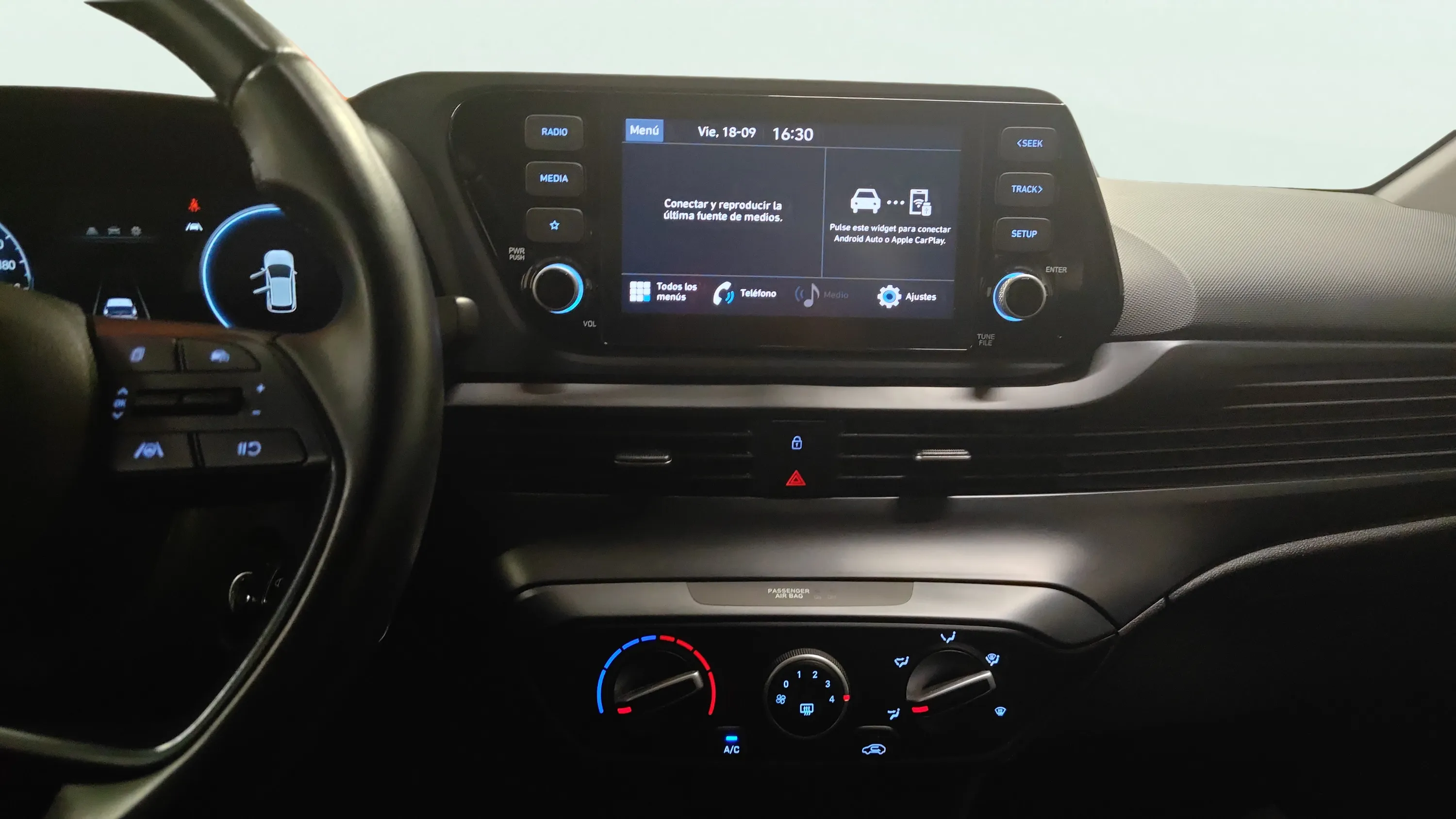 Hyundai i20 1.2 MPI Essence - foto 12