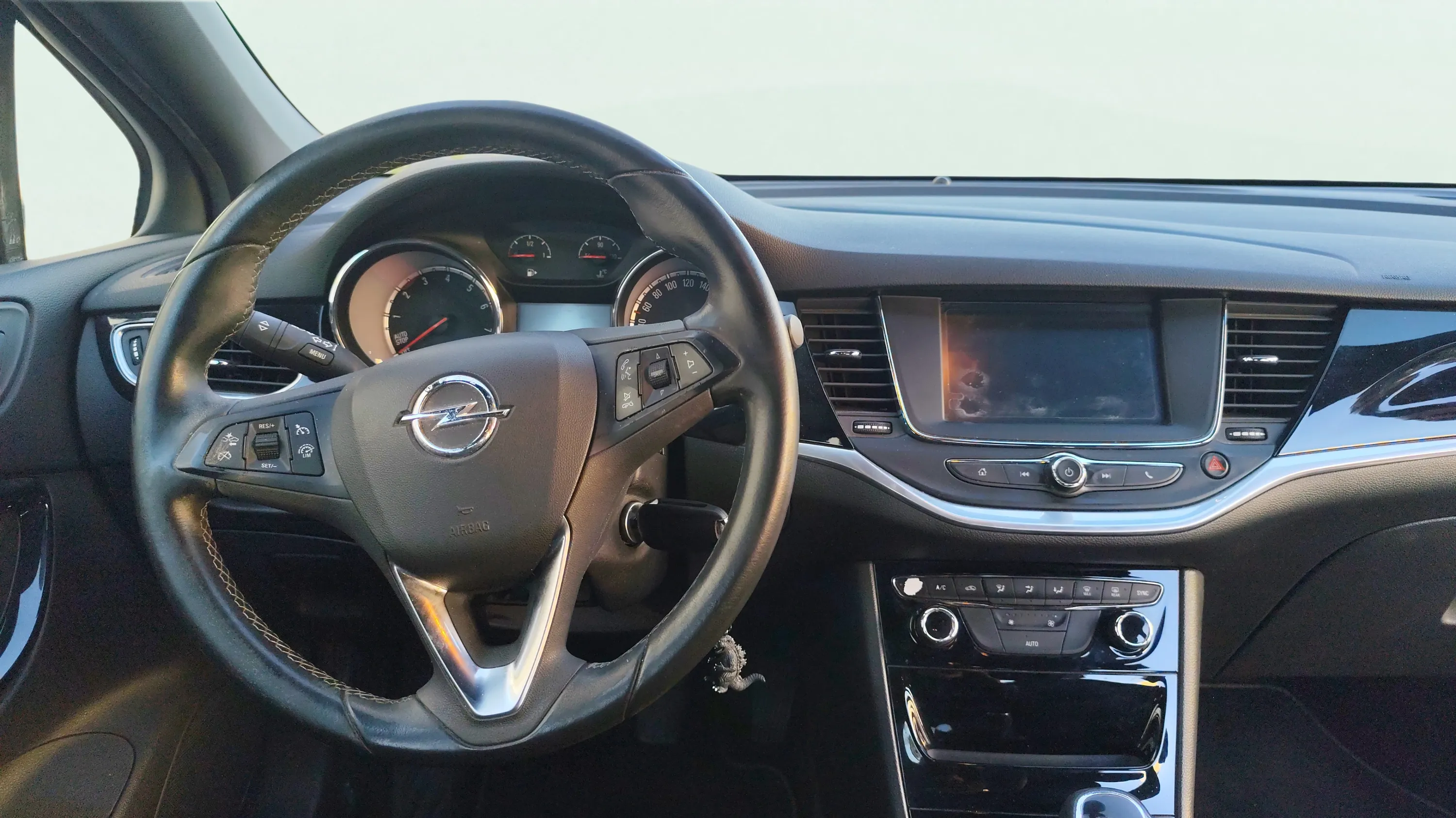 Opel Astra Excellence - foto 12