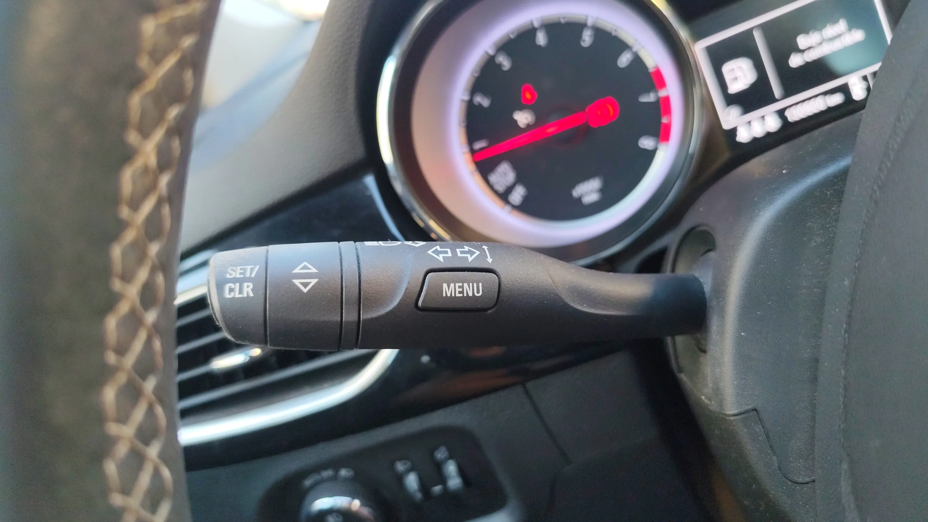 Opel Astra Excellence - foto 16