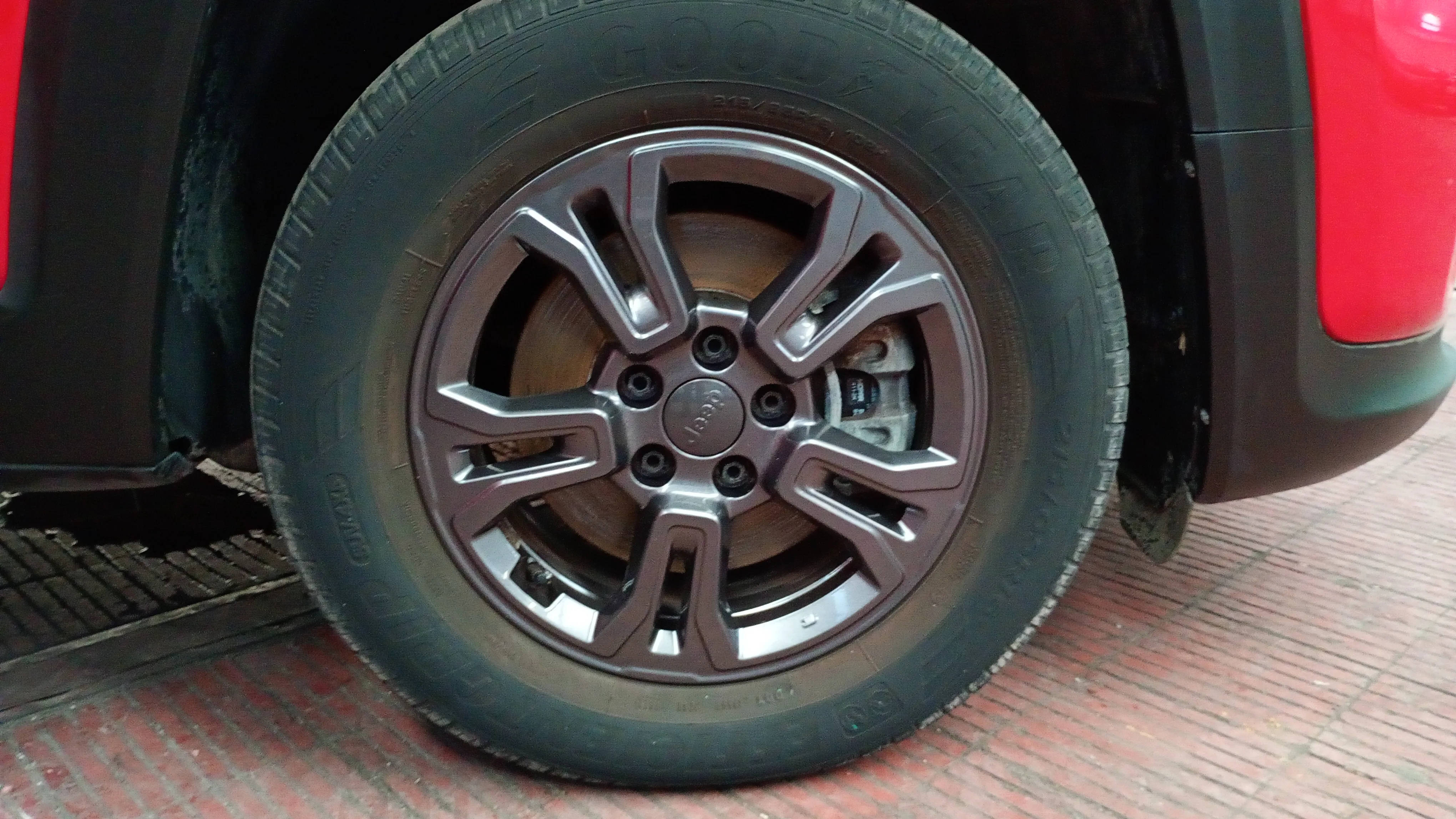 Jeep Renegade eHybrid 1.5 Longitude ATX - foto 21