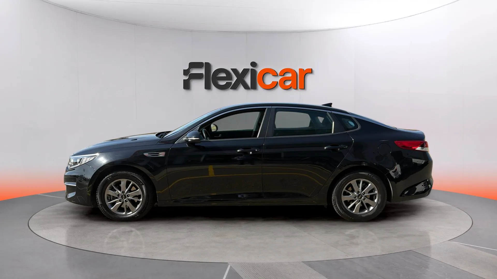 Kia Optima 1.7 CRDi VGT Business DCT Eco-Dynamics - foto 4