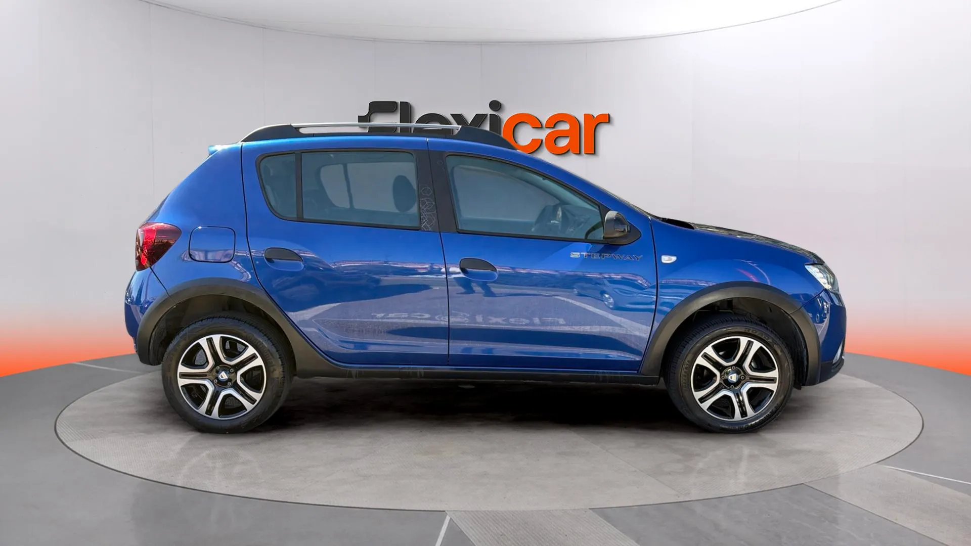 Dacia Sandero Stepway Comfort TCe - foto 8