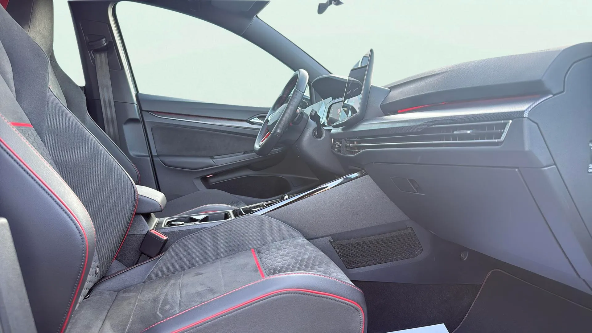 Volkswagen Golf GTI Clubsport 2.0 TSI DSG - foto 16