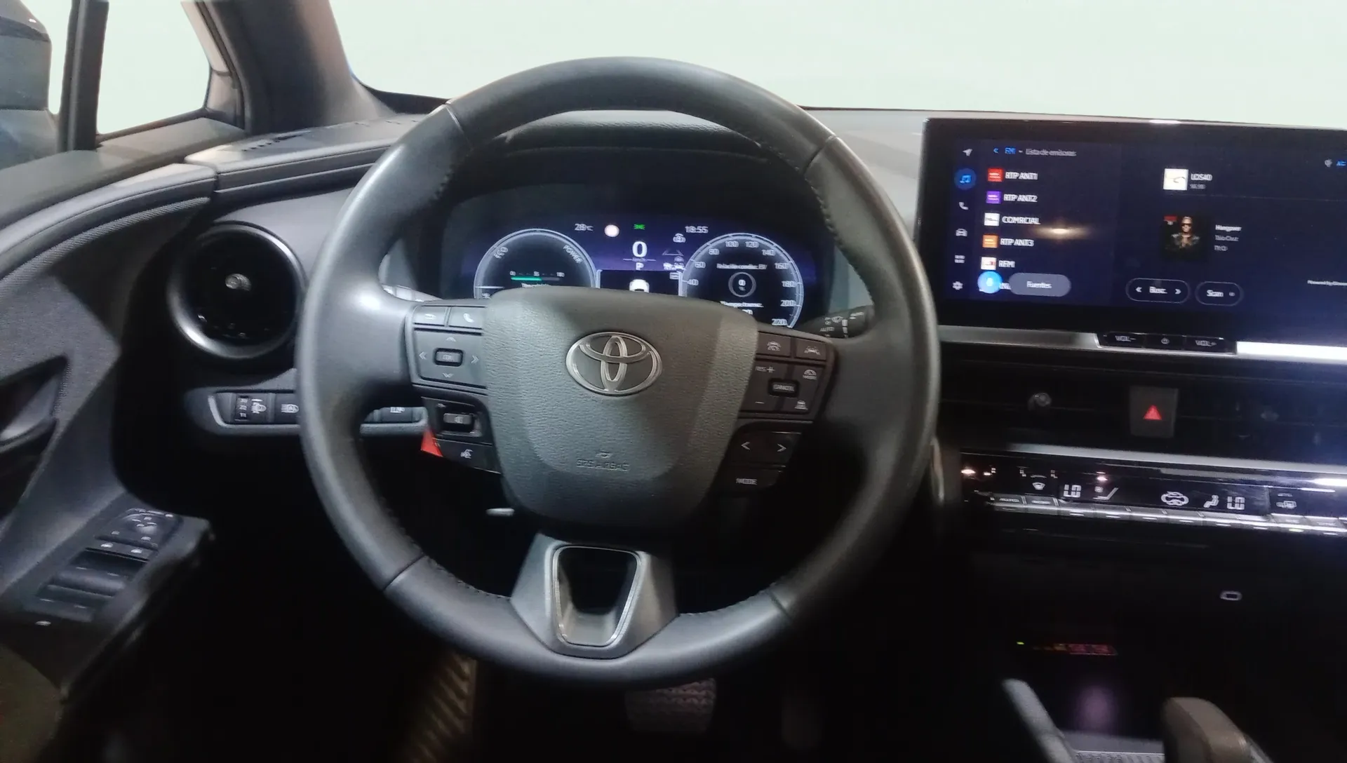 Toyota C-HR 1.8 140H Active - foto 10