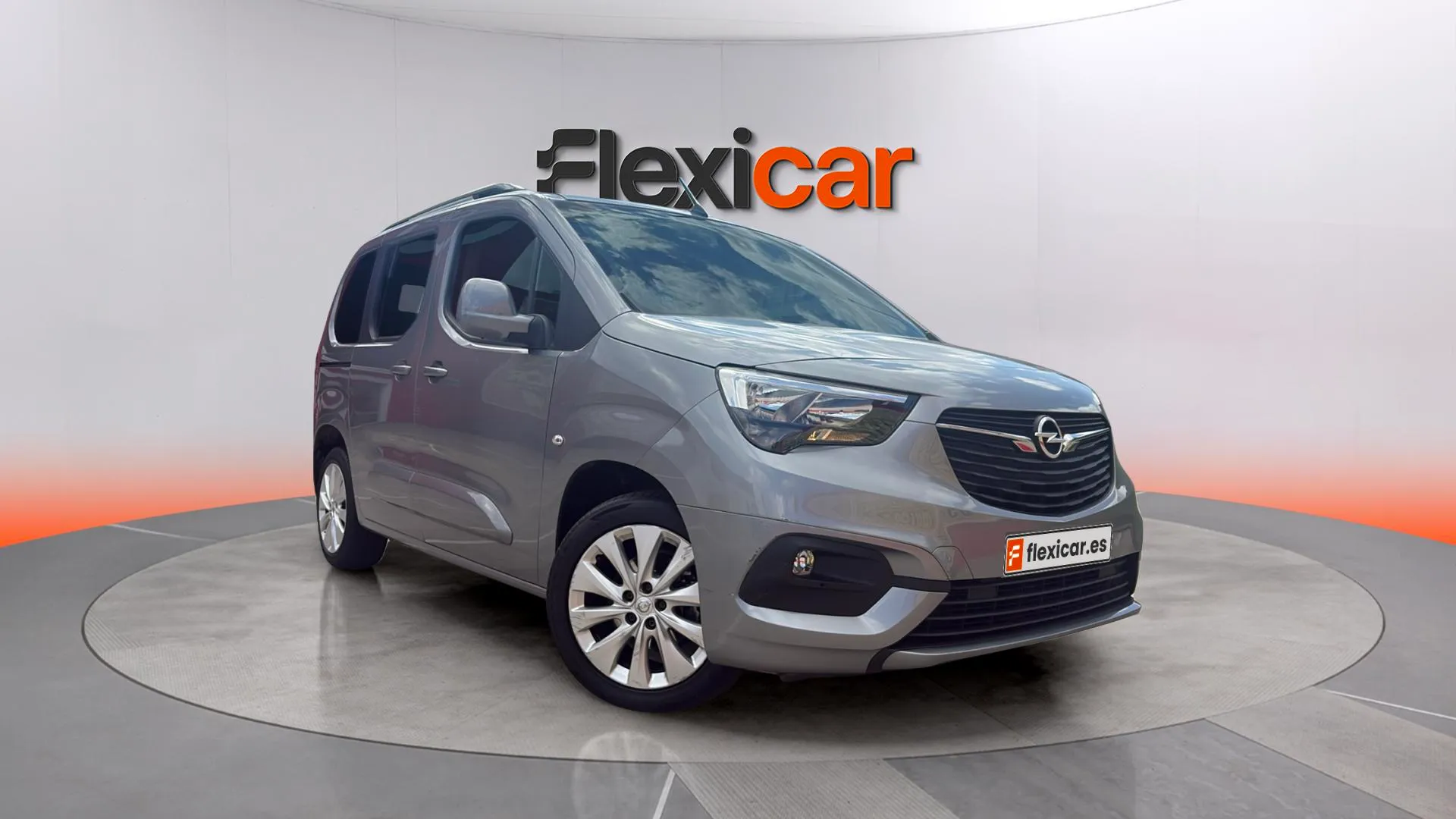 Opel Combo 1.2 T Expression XL - foto 1