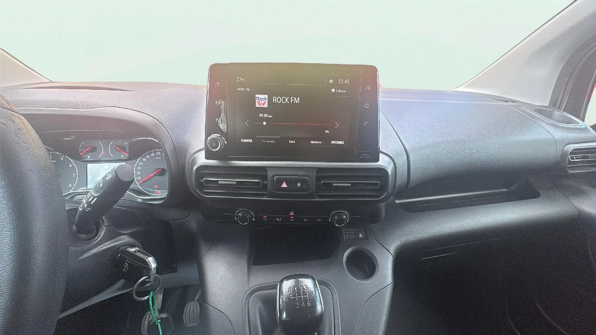 Opel Combo 1.2 T Expression XL - foto 10
