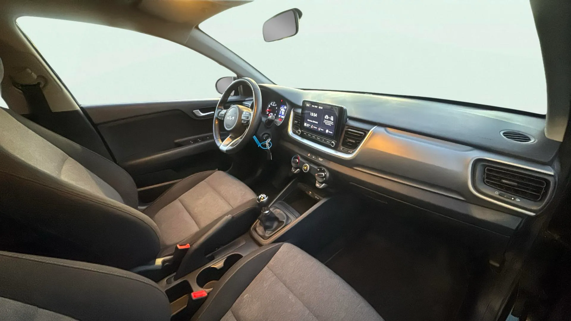 Kia Stonic 1.2 DPi Concept - foto 14
