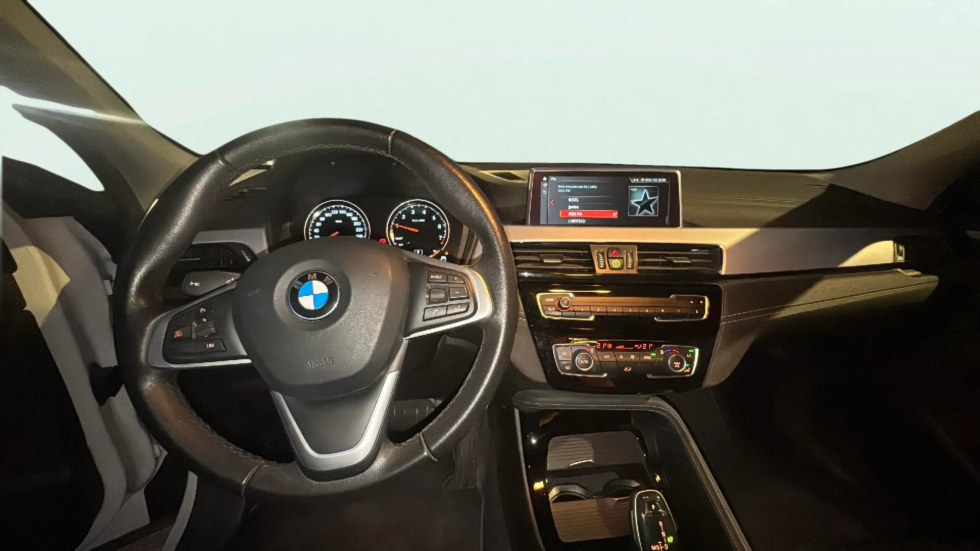 BMW X2 sDrive18i - foto 11