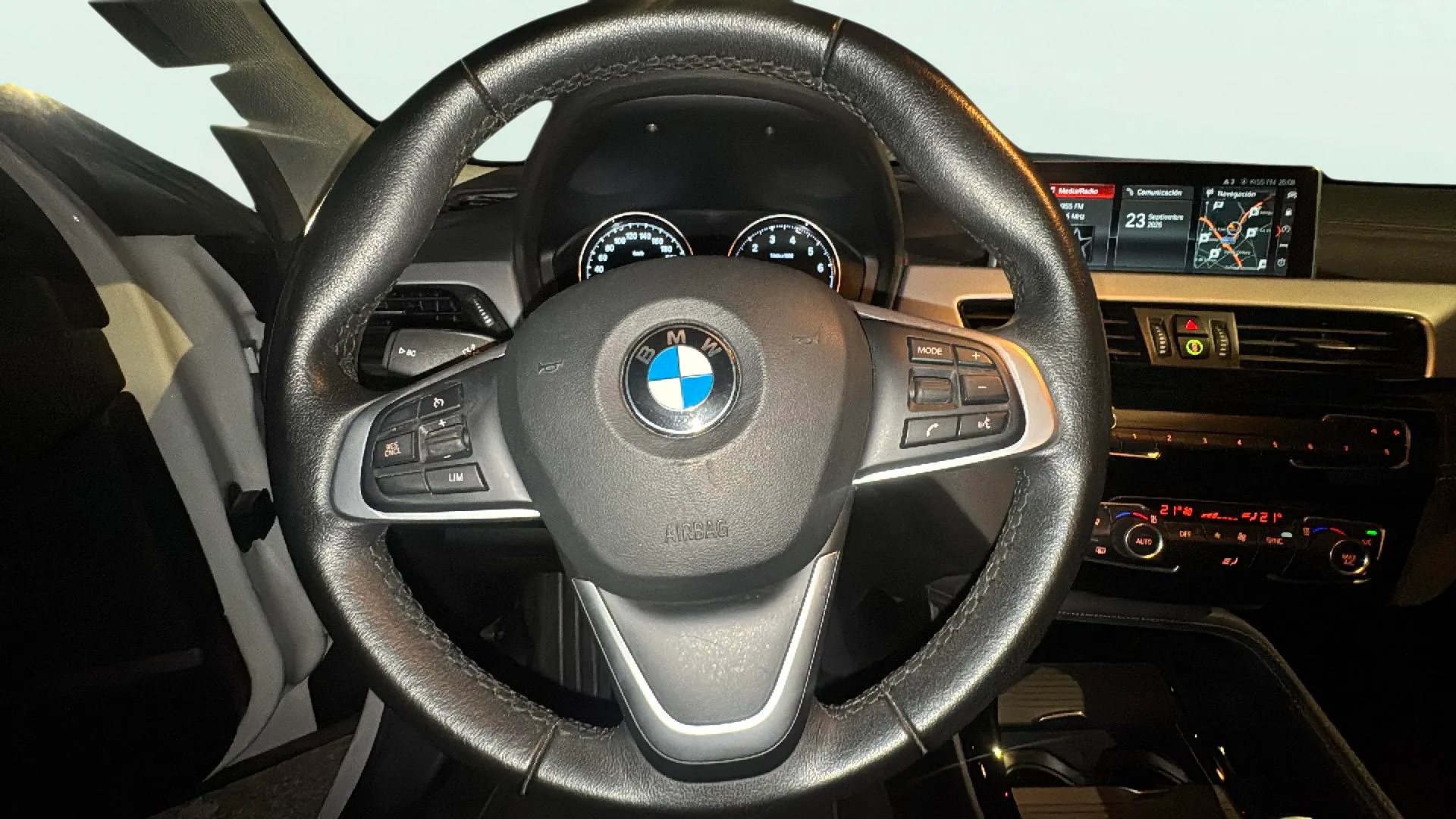 BMW X2 sDrive18i - foto 8