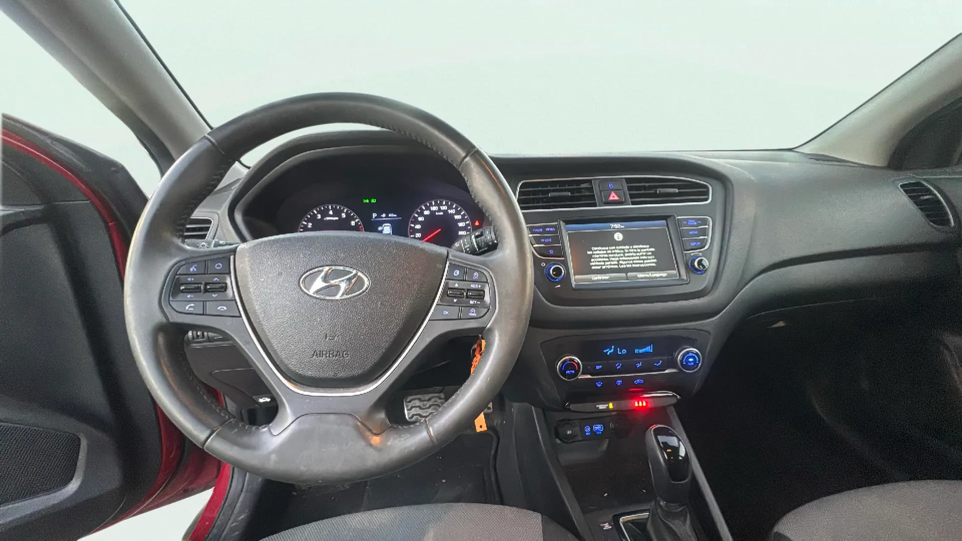 Hyundai i20 1.0 T-GDi Tecno DCT - foto 12