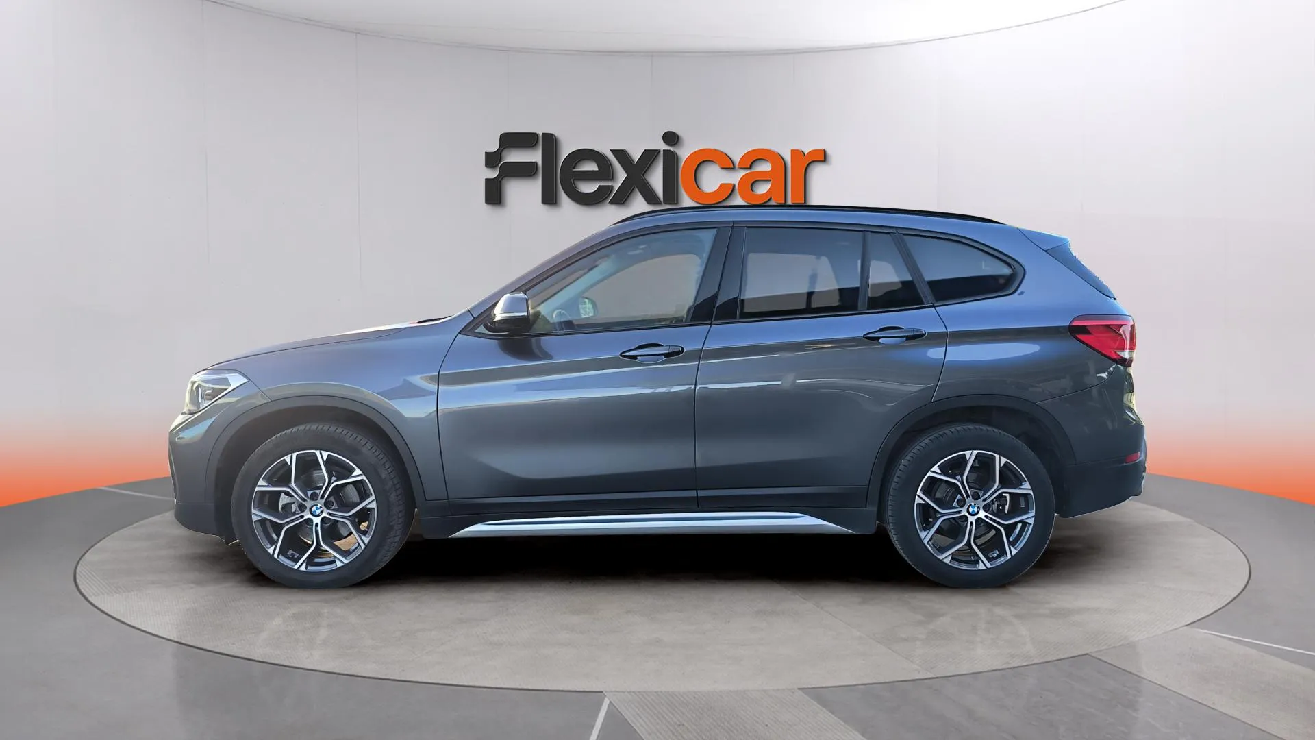 BMW X1 sDrive18d - foto 4
