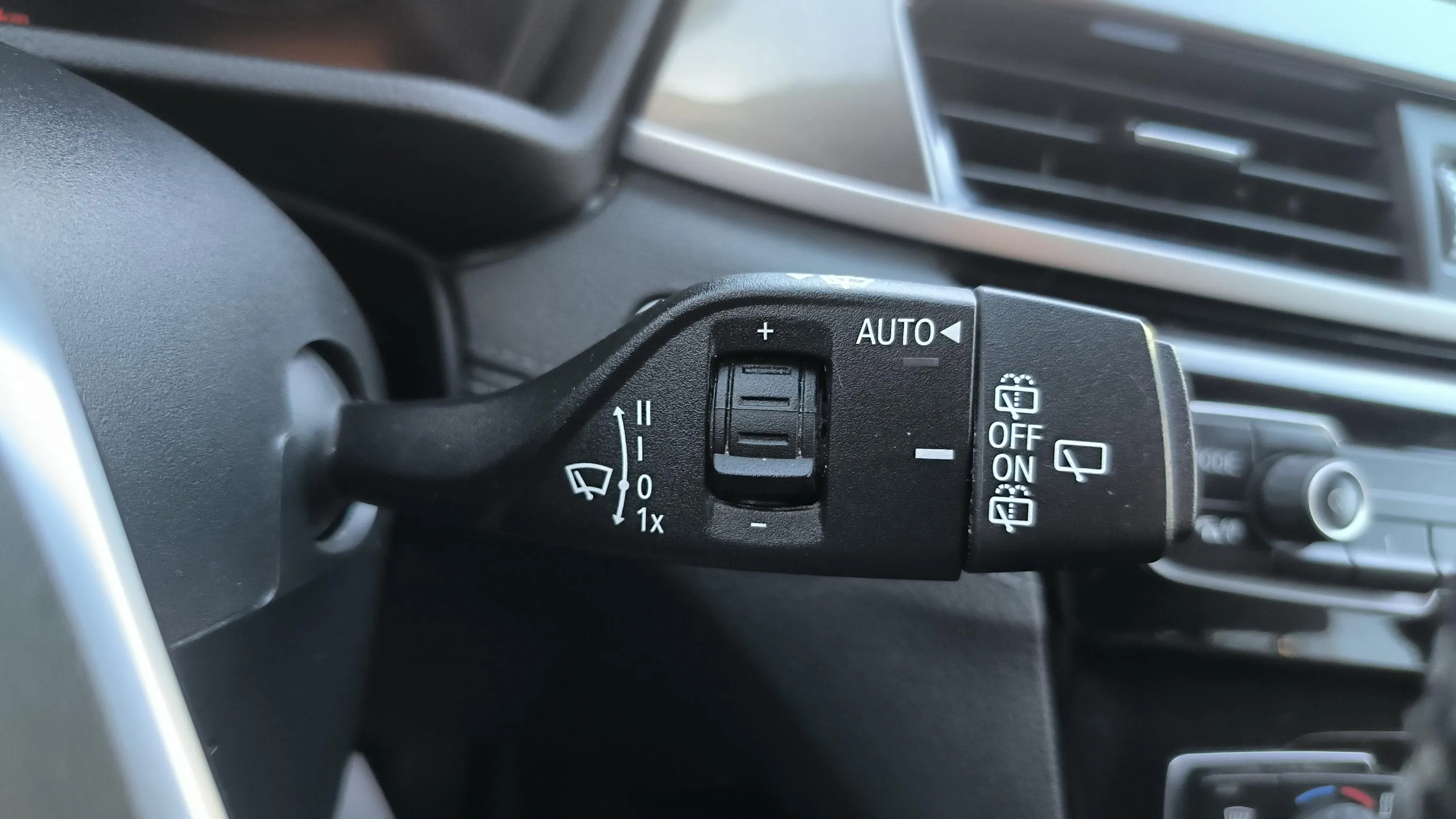 BMW X1 sDrive18d - foto 18
