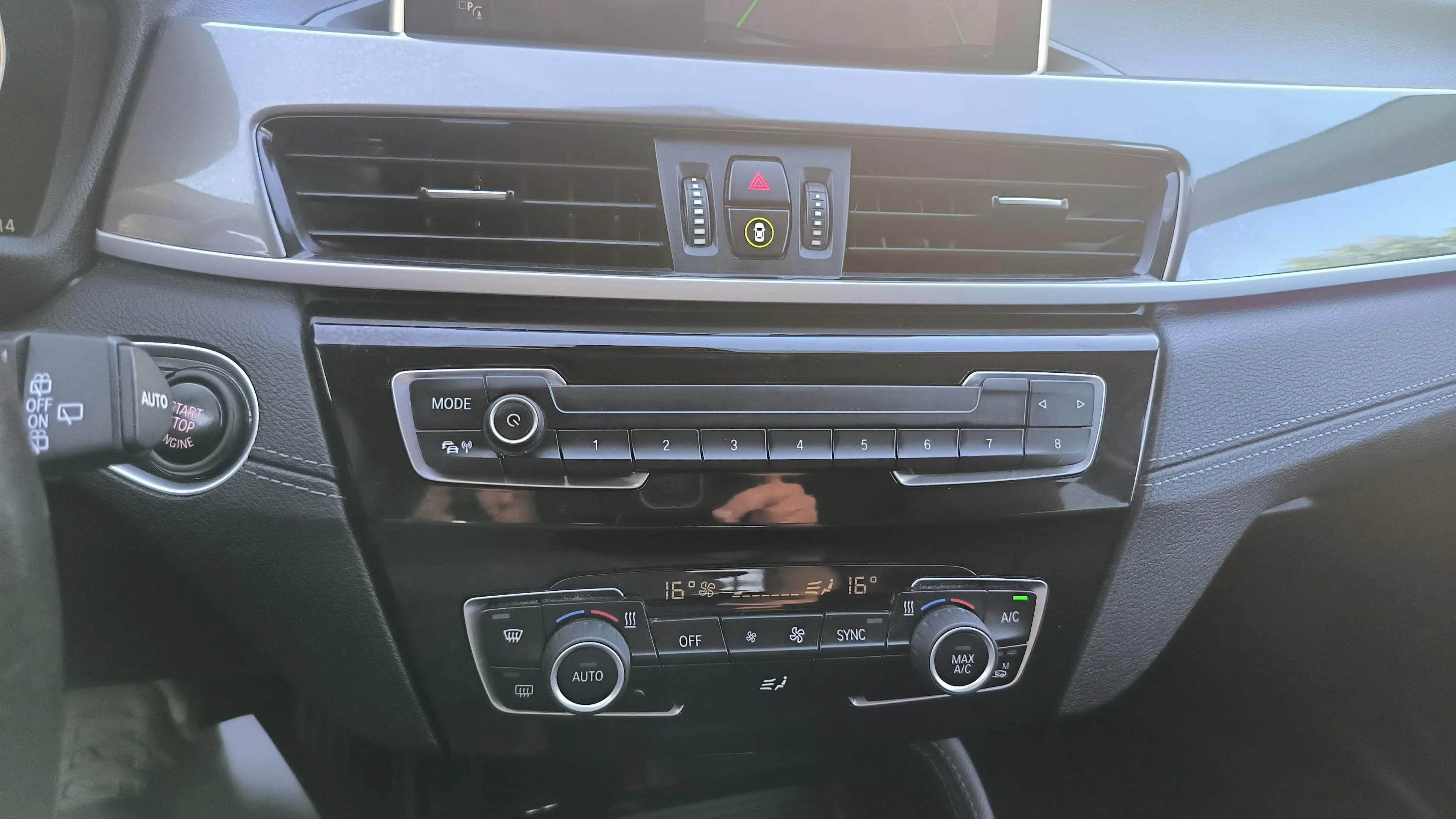 BMW X1 sDrive18d - foto 24