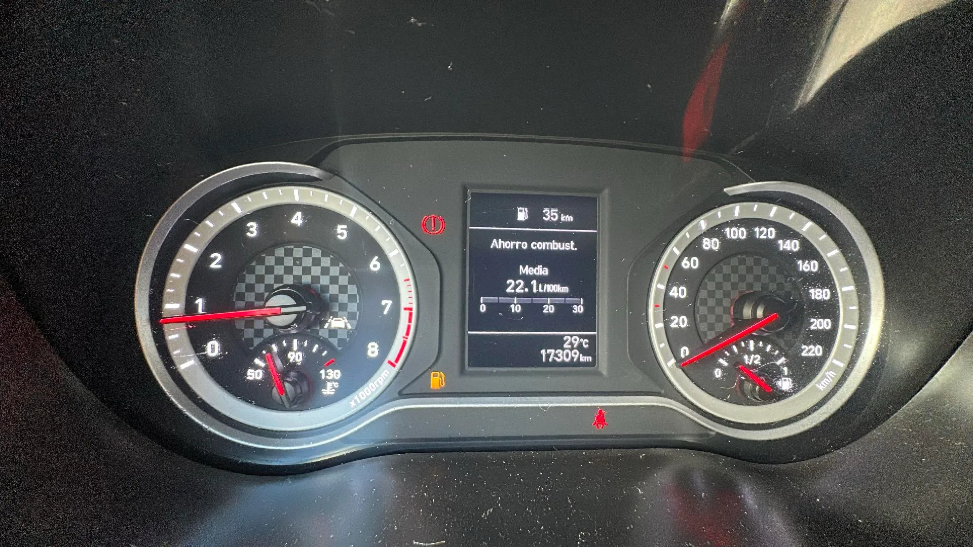 Hyundai i10 1.0 Klass - foto 12