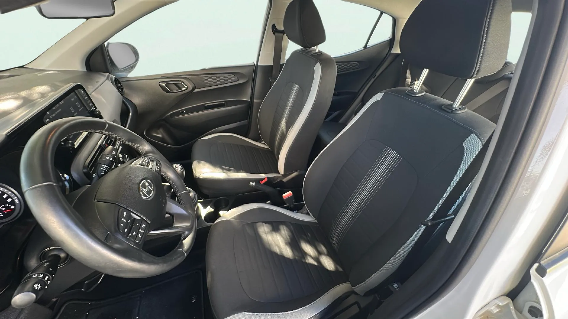 Hyundai i10 1.0 Klass - foto 6