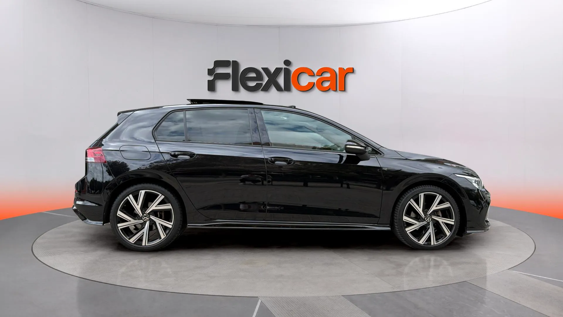 Volkswagen Golf R-Line 1.5 TSI - foto 2