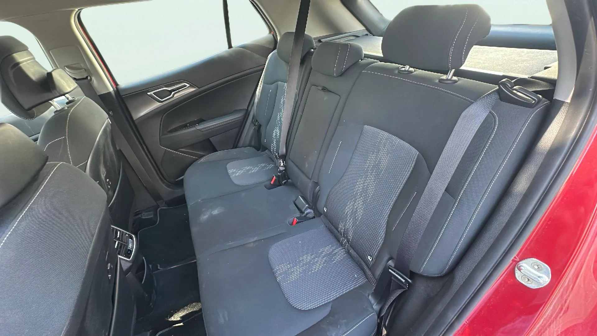Kia Sportage 1.6 T-GDi HEV Drive 4x2 - foto 6